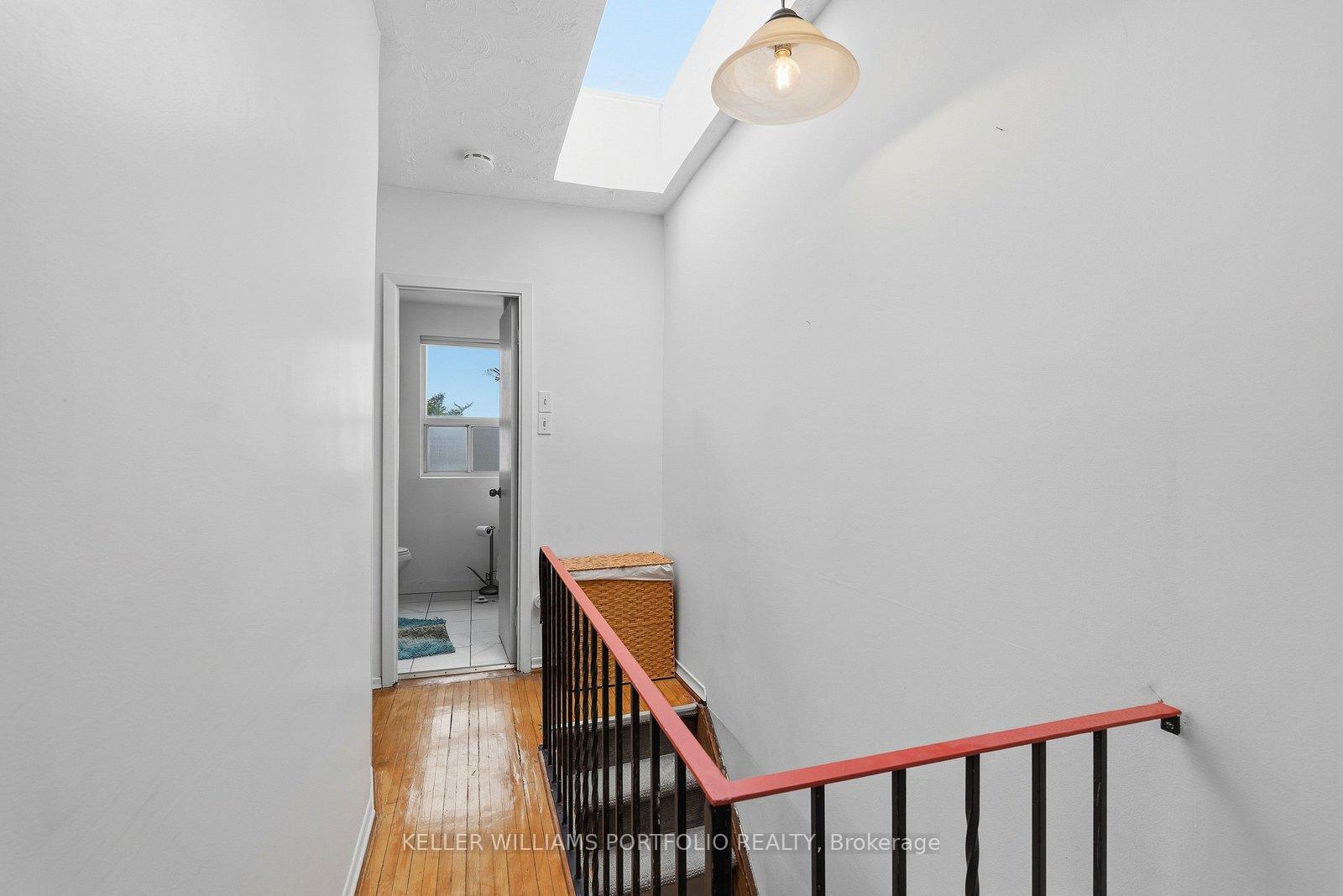 Photo 18 of 15 Myrtle Avenue, Toronto, South Riverdale — HOMEH