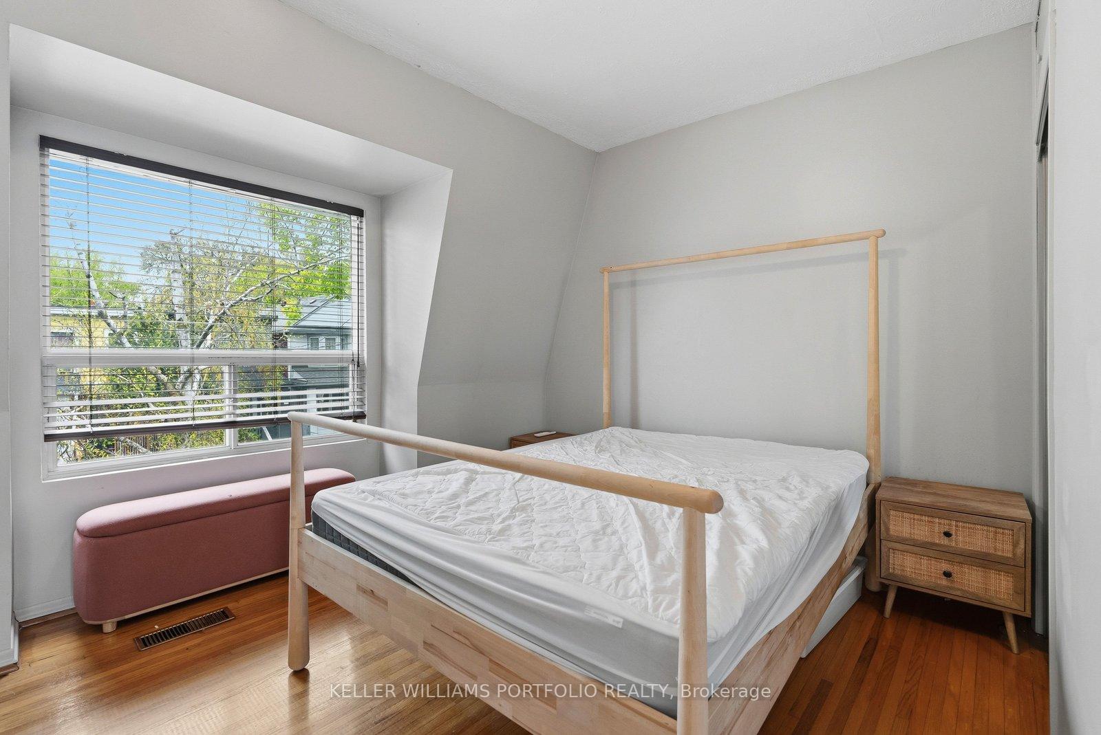 Photo 19 of 15 Myrtle Avenue, Toronto, South Riverdale — HOMEH