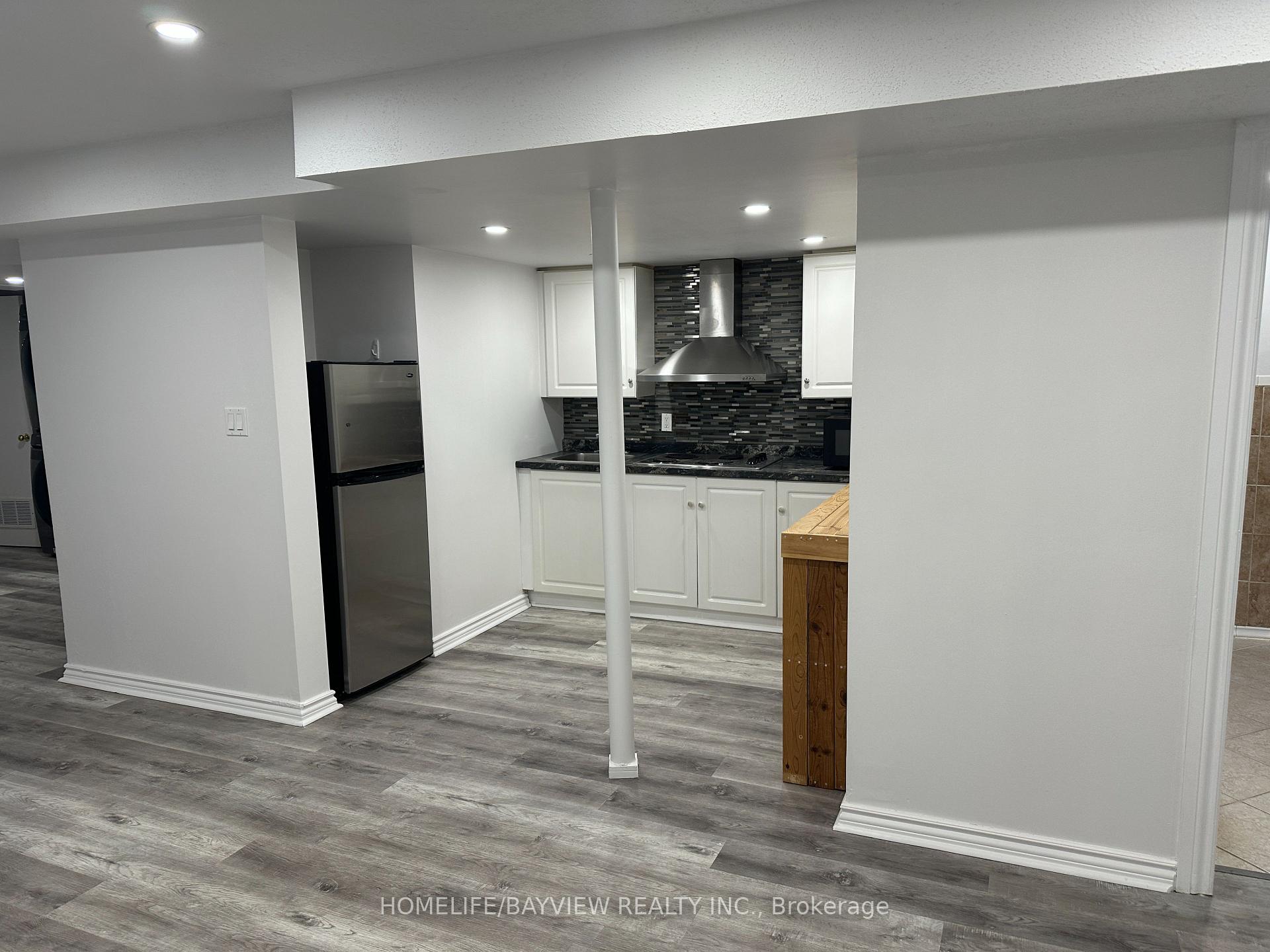 Photo 11 of 36 Rosanna(Lower Level) Crescent, Vaughan, Maple — HOMEH