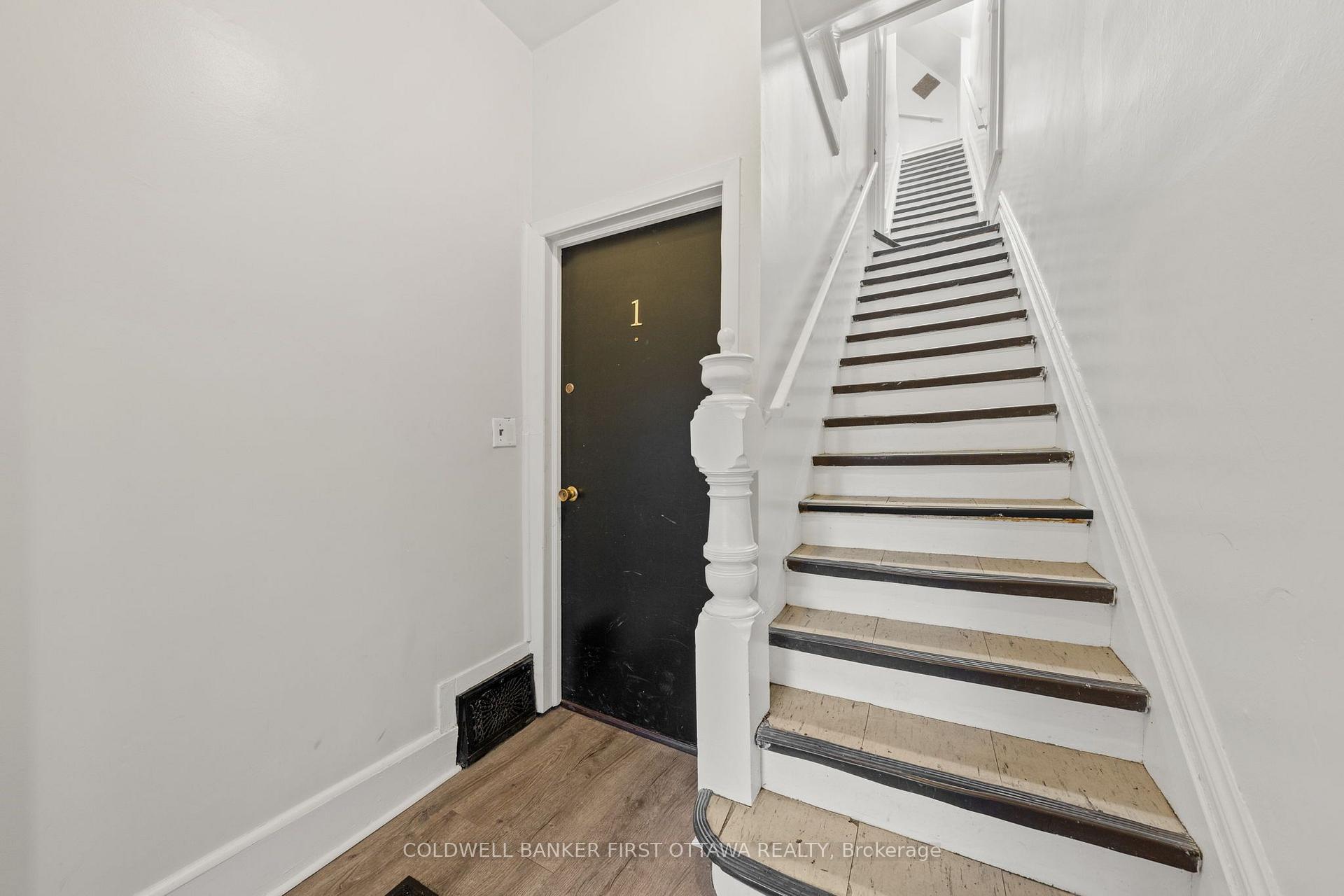 Photo 4 of 277 Arlington Avenue, Ottawa, Ottawa Centre — HOMEH