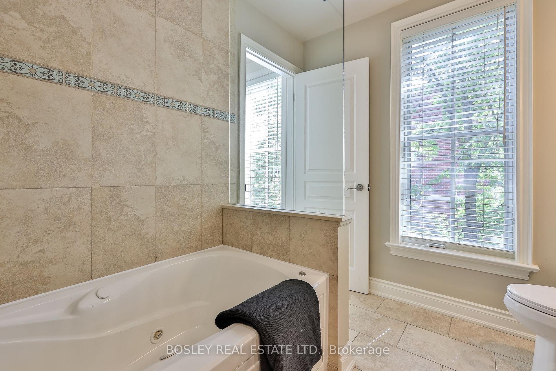 Photo 40 of 74 Aberdeen Avenue, Toronto, Cabbagetown-South St. James Town — HOMEH