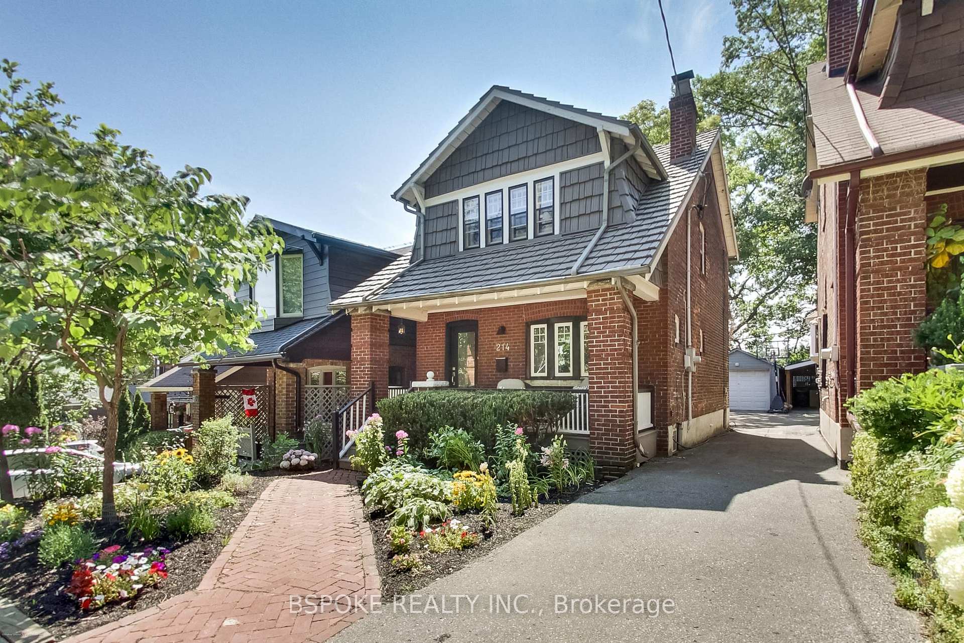 Photo 2 of 214 Gainsborough Road, Toronto, Woodbine Corridor — HOMEH