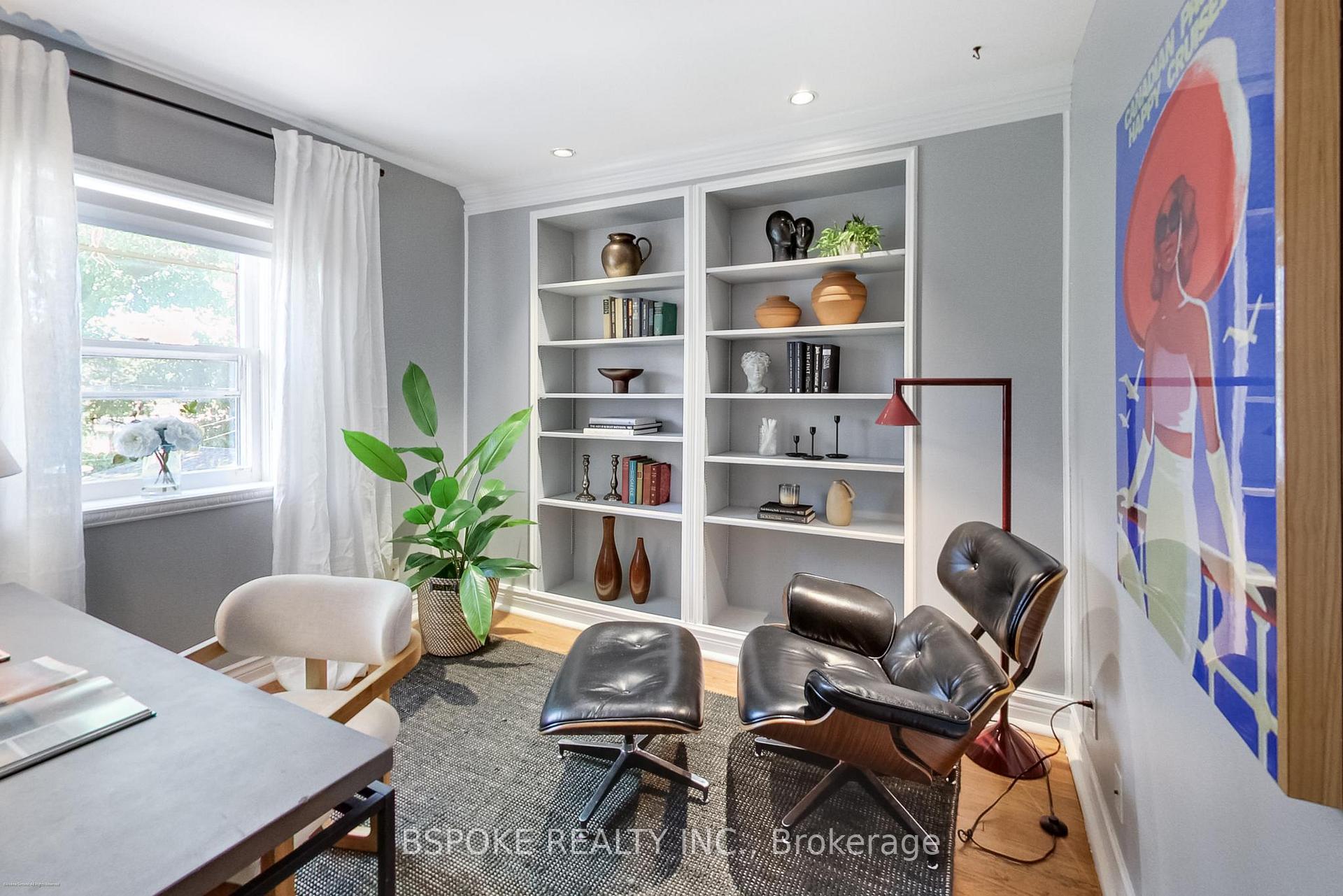 Photo 18 of 214 Gainsborough Road, Toronto, Woodbine Corridor — HOMEH
