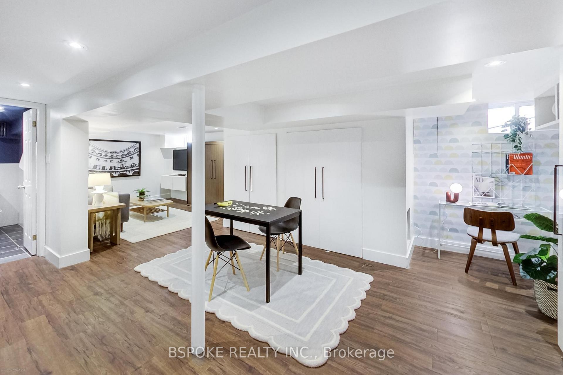 Photo 20 of 214 Gainsborough Road, Toronto, Woodbine Corridor — HOMEH