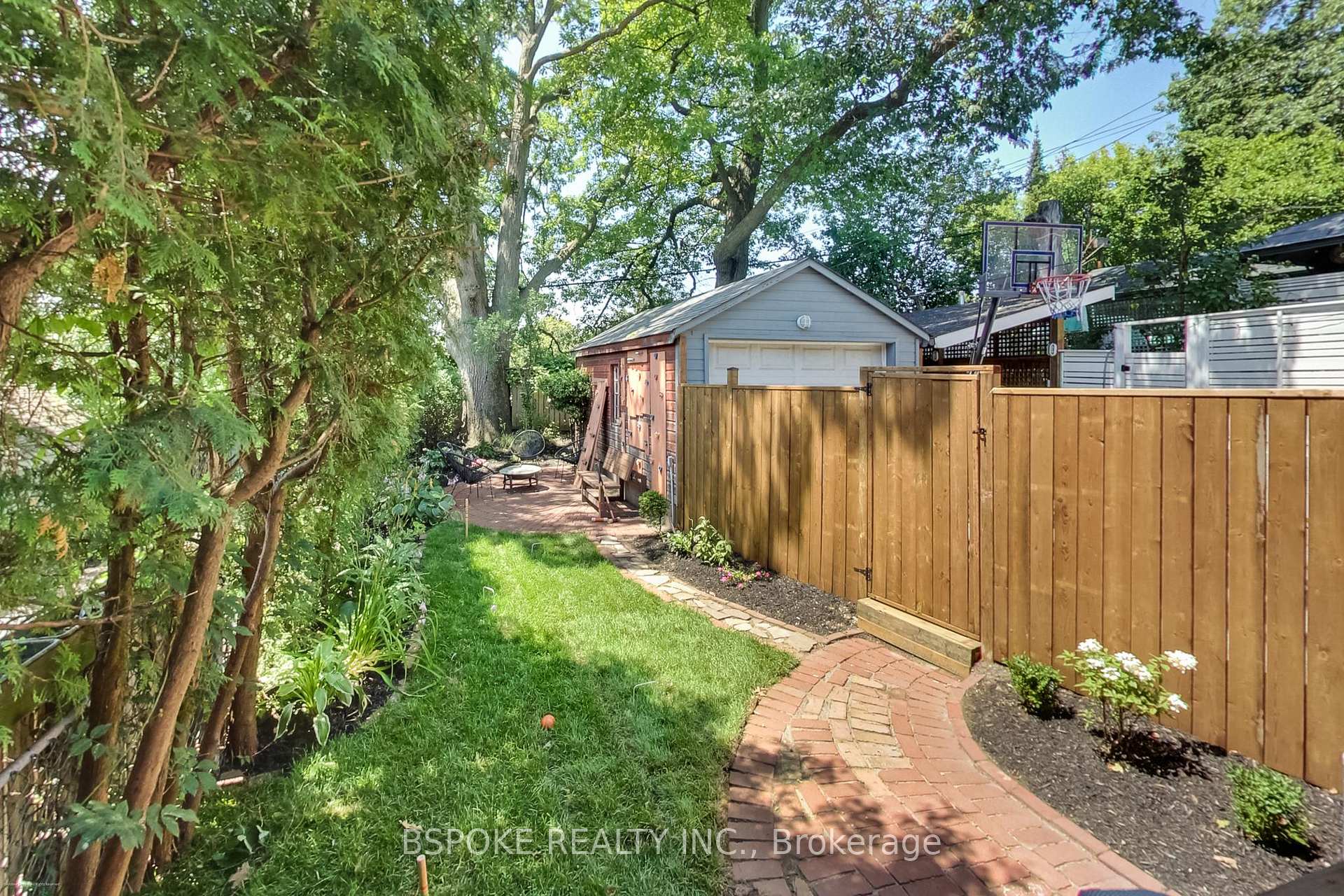 Photo 31 of 214 Gainsborough Road, Toronto, Woodbine Corridor — HOMEH