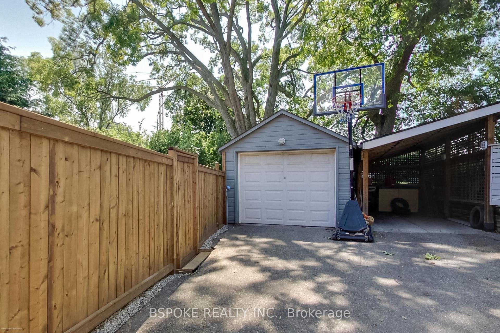 Photo 36 of 214 Gainsborough Road, Toronto, Woodbine Corridor — HOMEH