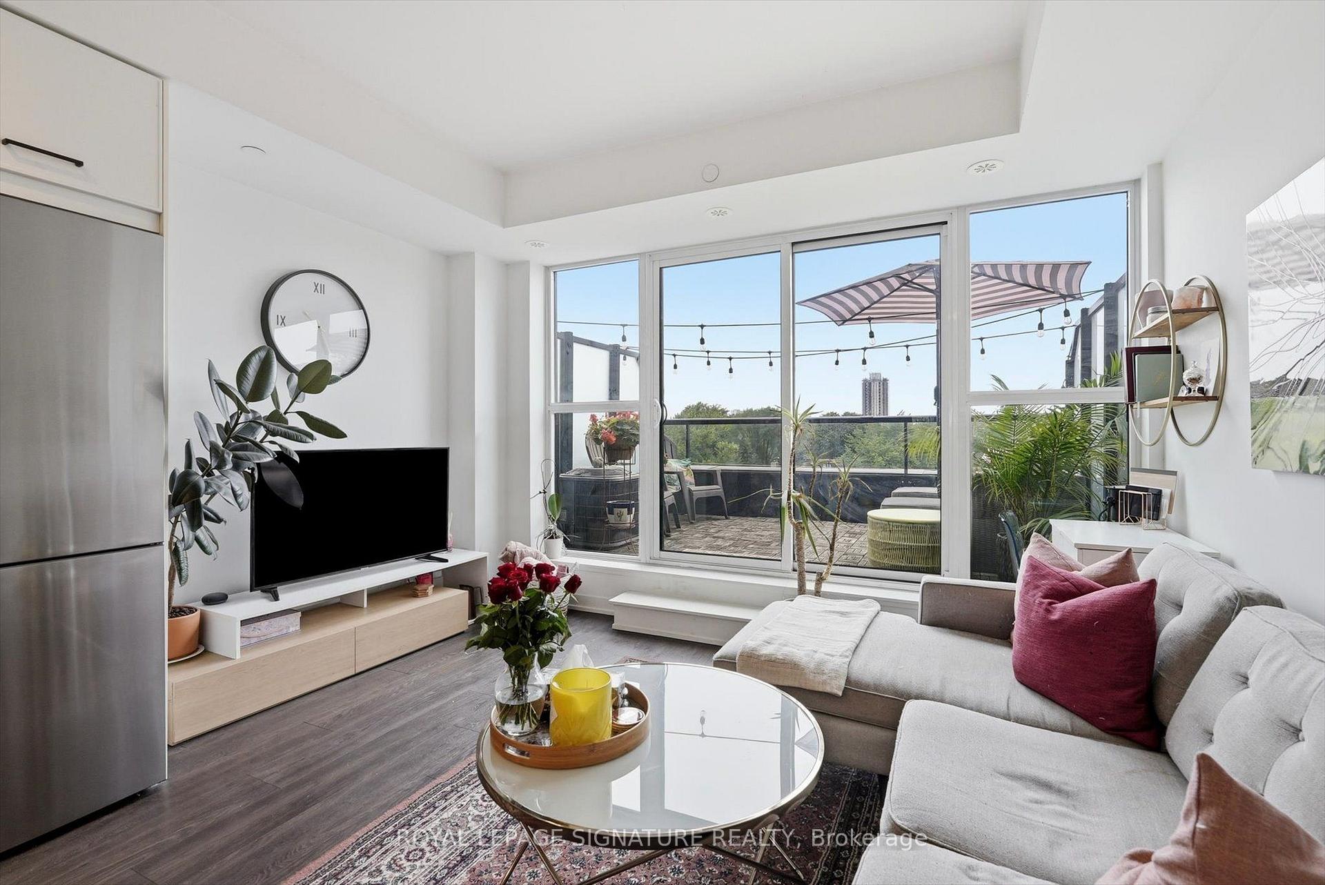 Photo of Unit 503, 899 Queen Street E