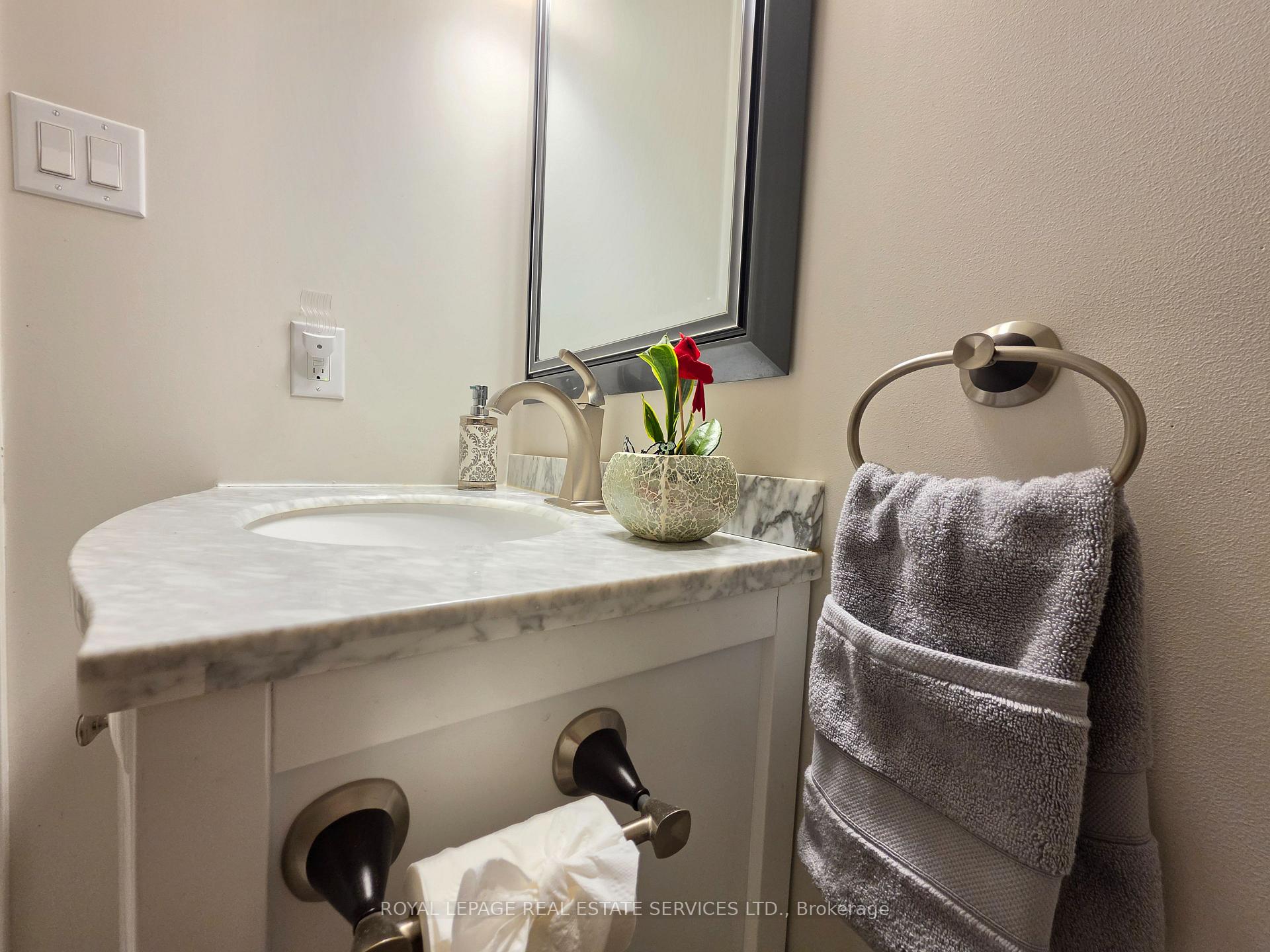 Photo 7 of 2488 Millstone Drive, Oakville, Westmount — HOMEH