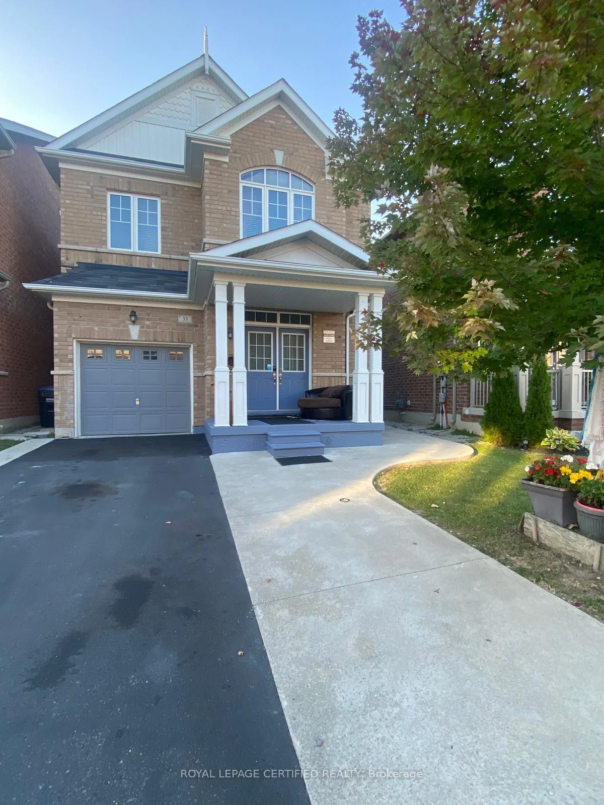 Photo 1 of 33 Truro Circle, Brampton, Northwest Brampton — HOMEH