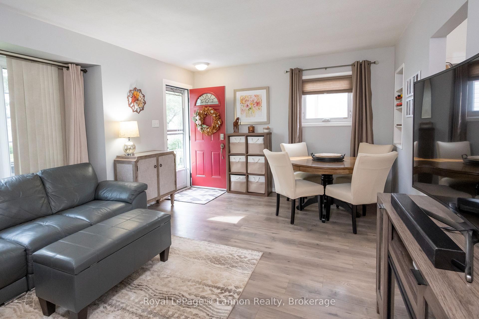 Photo 14 of 859 Syndicate Avenue N, Thunder Bay, McKeller Park — HOMEH