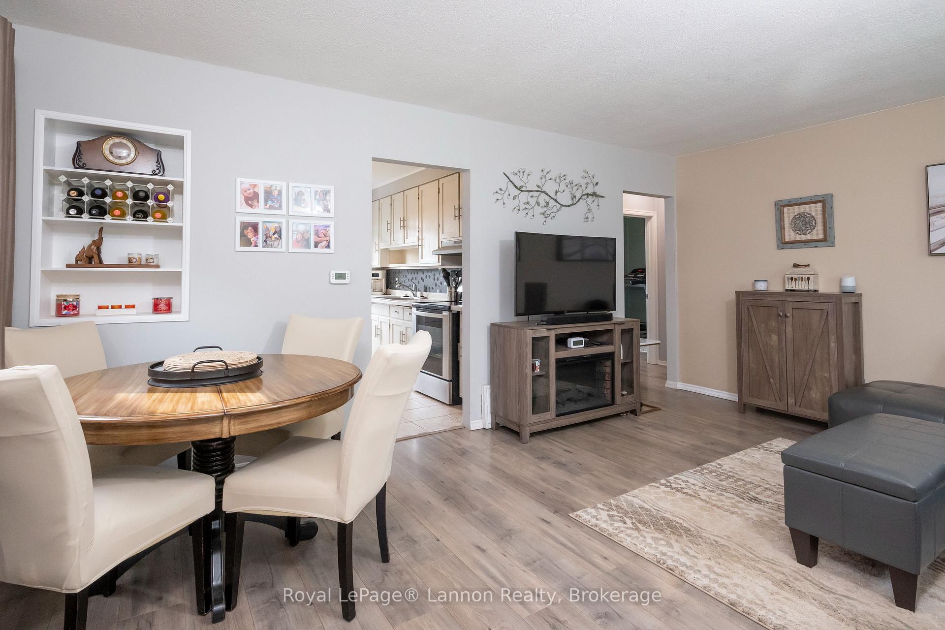 Photo 16 of 859 Syndicate Avenue N, Thunder Bay, McKeller Park — HOMEH