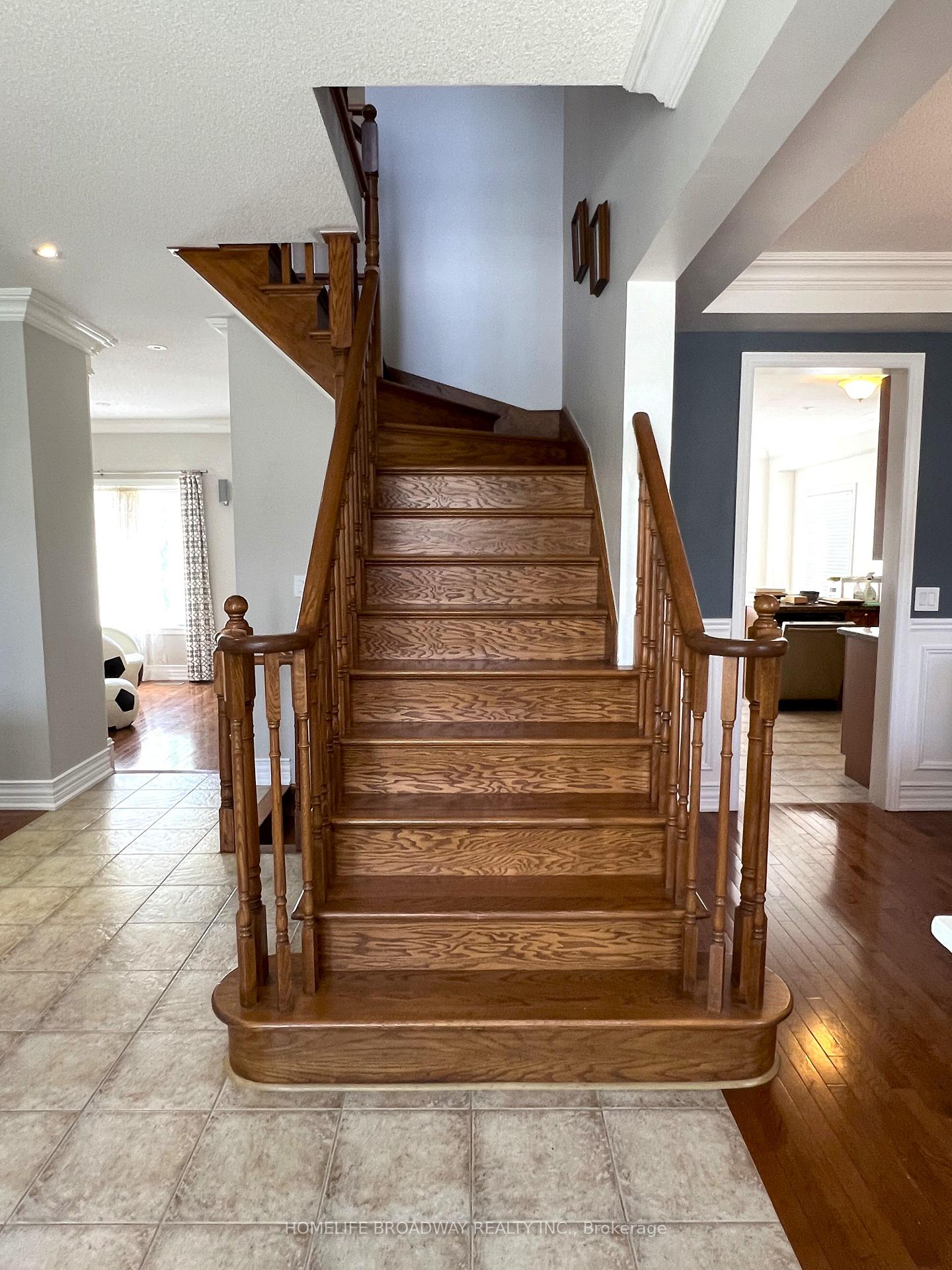 Photo 6 of 31 Harper Hill Road, Markham, Angus Glen — HOMEH