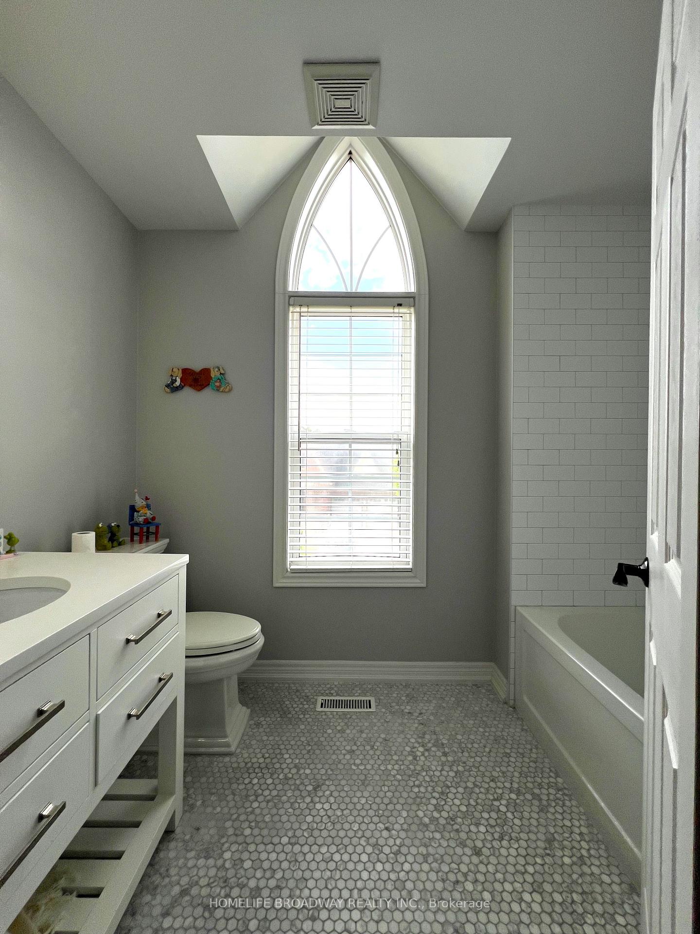 Photo 16 of 31 Harper Hill Road, Markham, Angus Glen — HOMEH