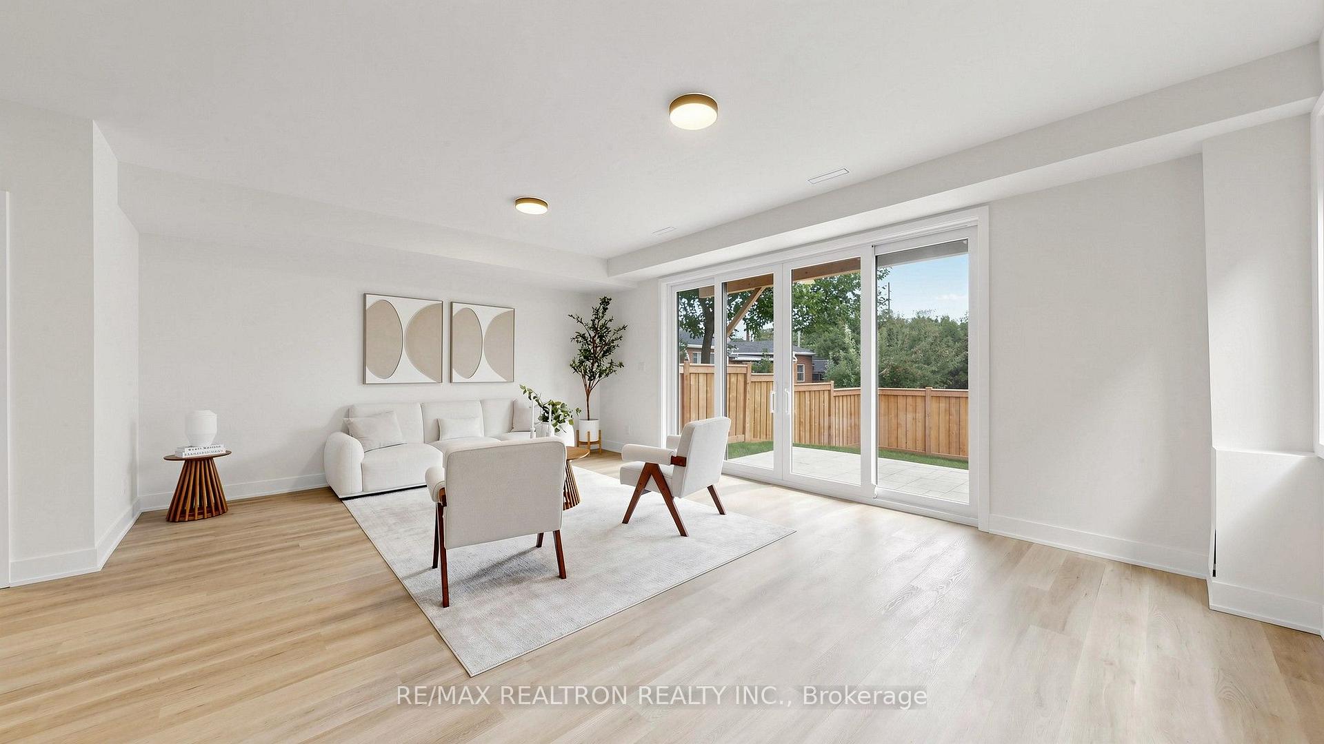 Photo 5 of 132 Dunbar Road, Mississauga, Cooksville — HOMEH