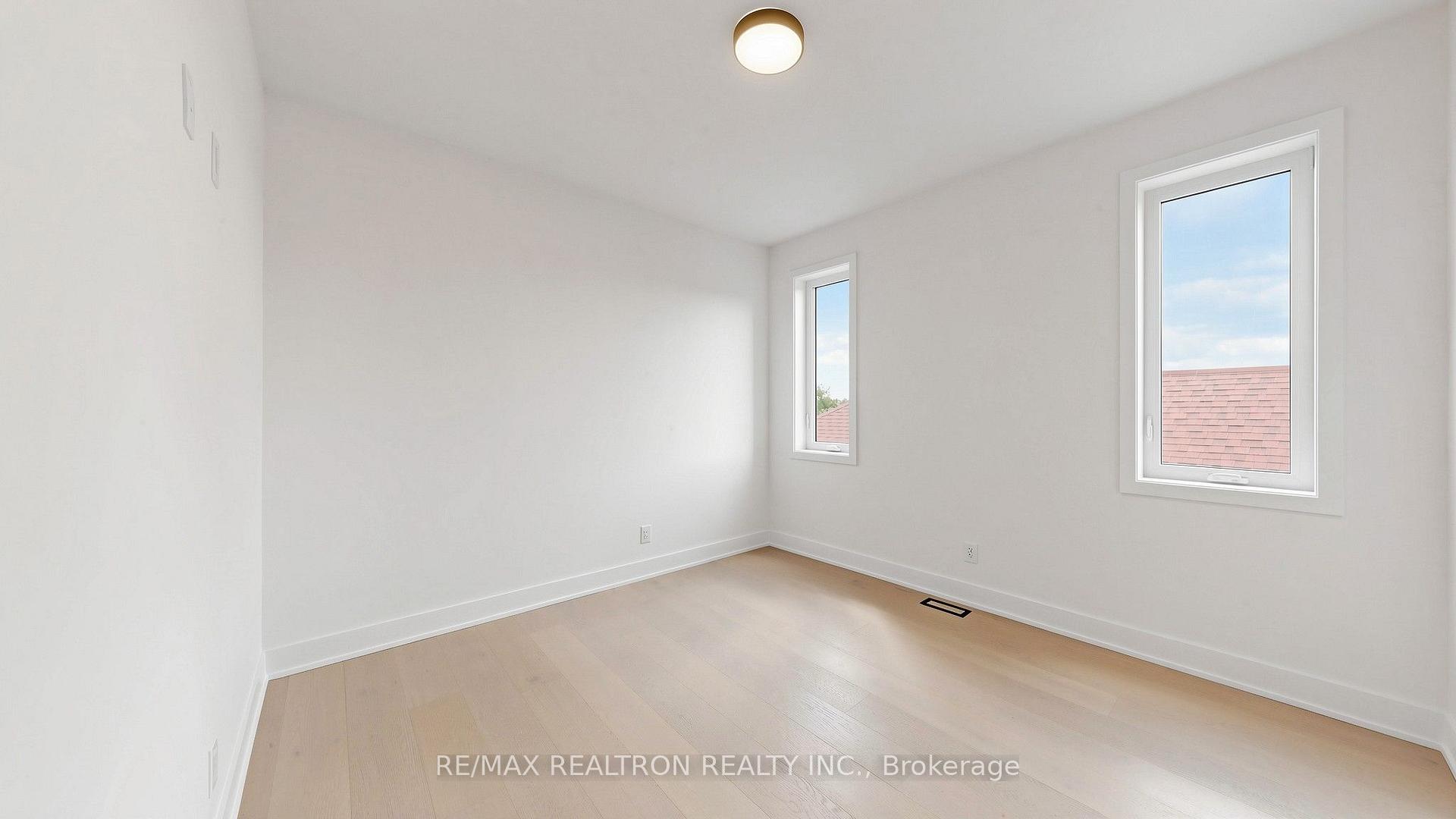Photo 77 of 132 Dunbar Road, Mississauga, Cooksville — HOMEH