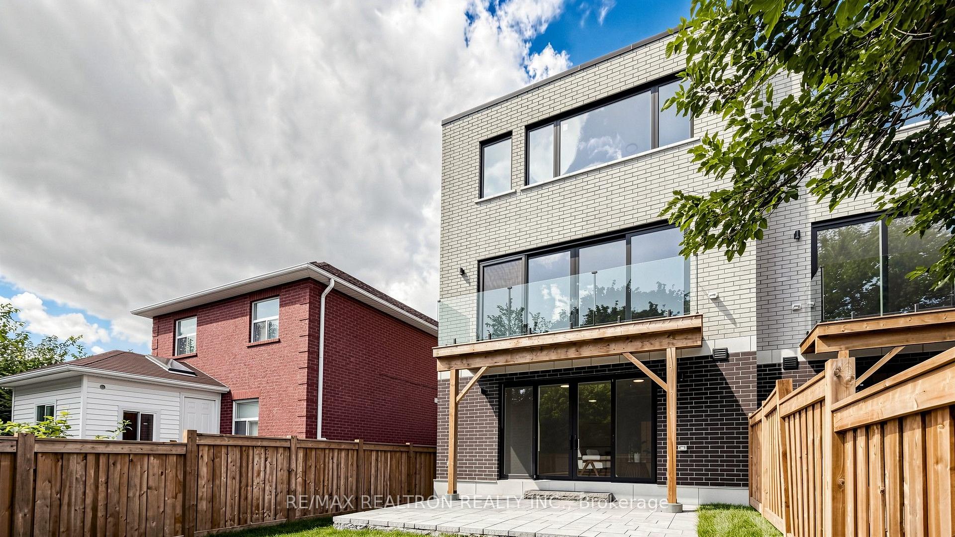 Photo 86 of 132 Dunbar Road, Mississauga, Cooksville — HOMEH