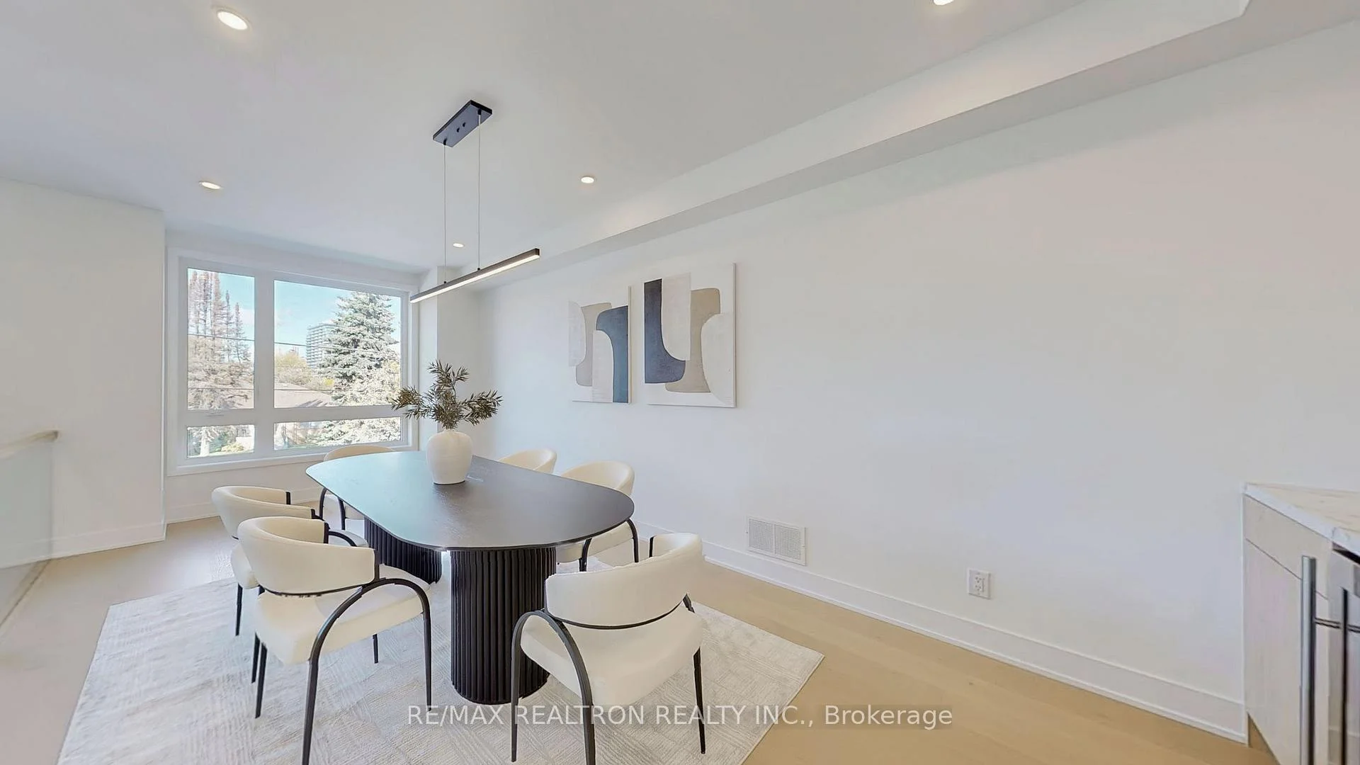 Photo 14 of 132 Dunbar Road, Mississauga, Cooksville — HOMEH