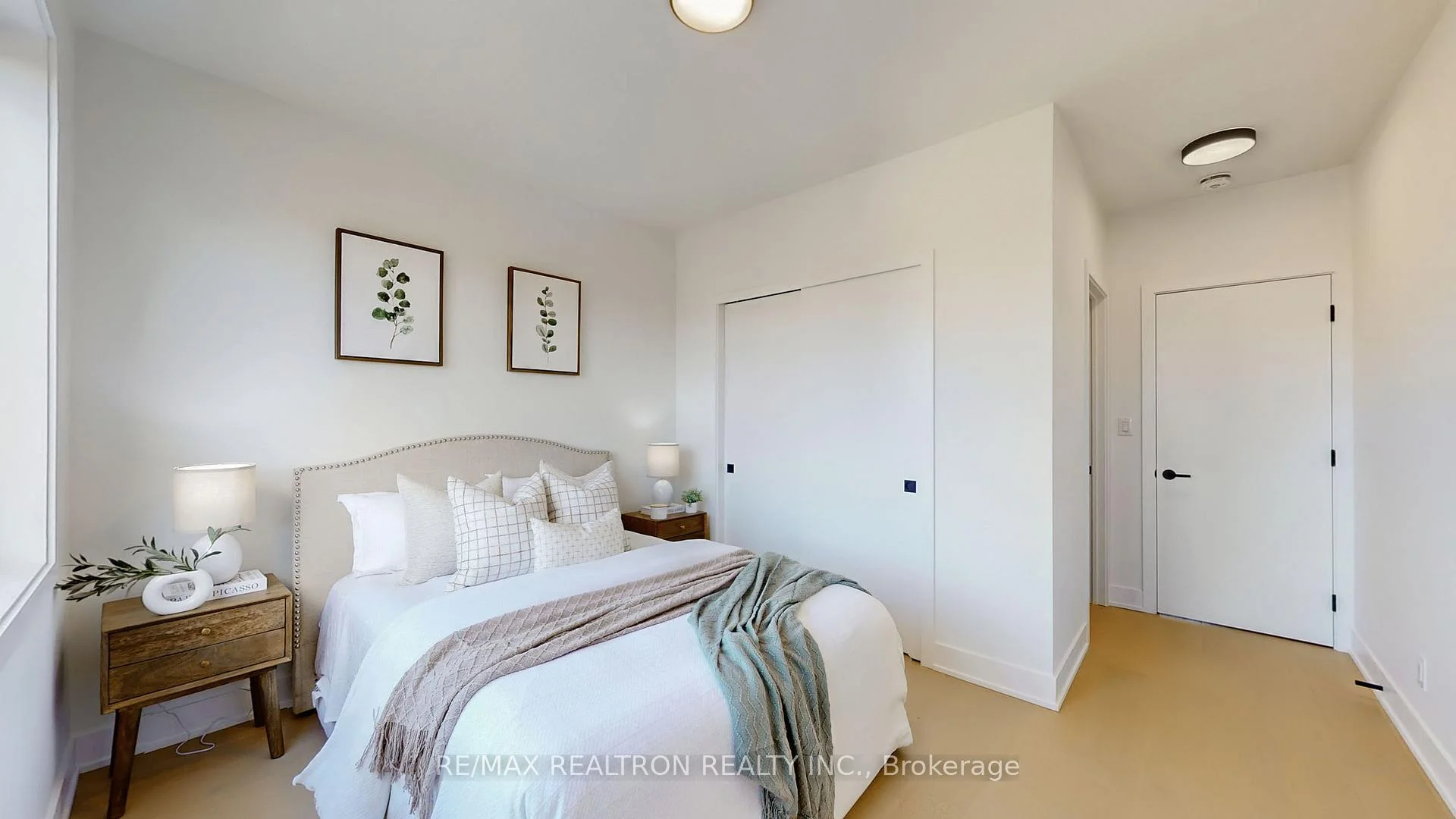Photo 45 of 132 Dunbar Road, Mississauga, Cooksville — HOMEH