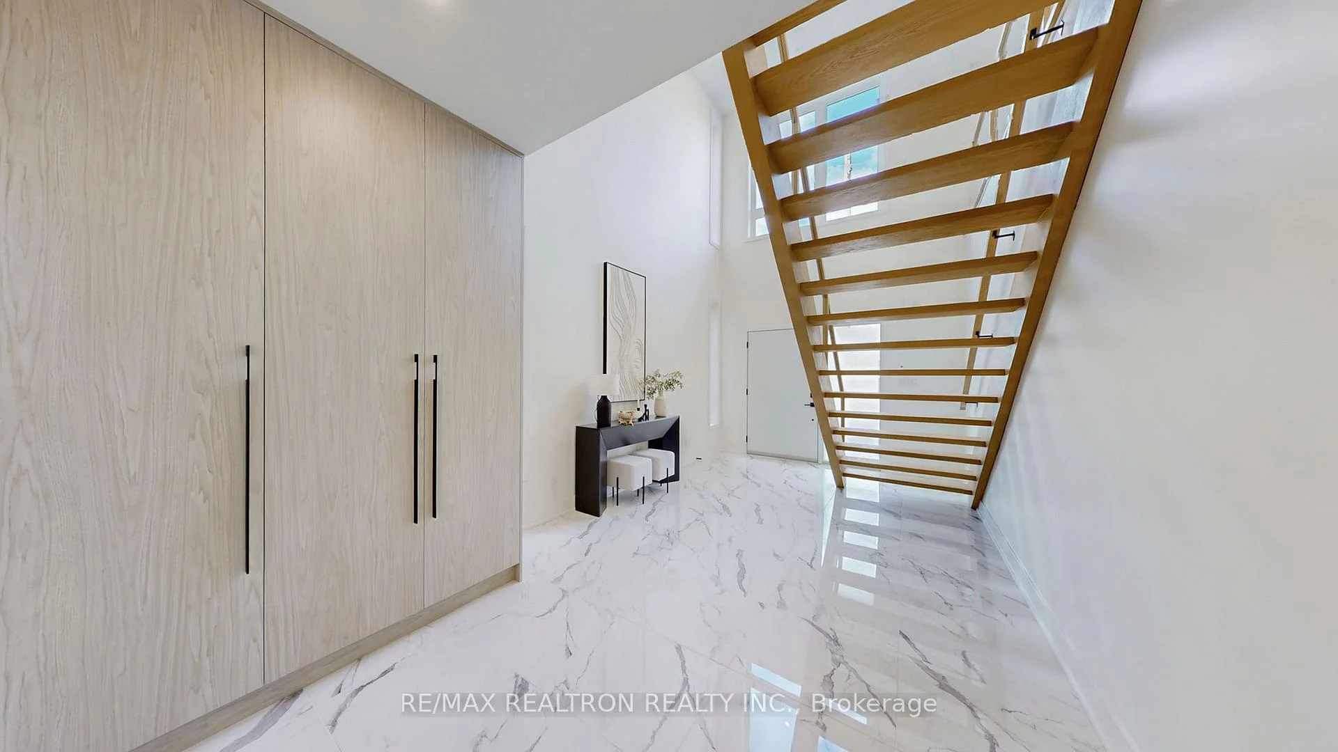 Photo 70 of 132 Dunbar Road, Mississauga, Cooksville — HOMEH