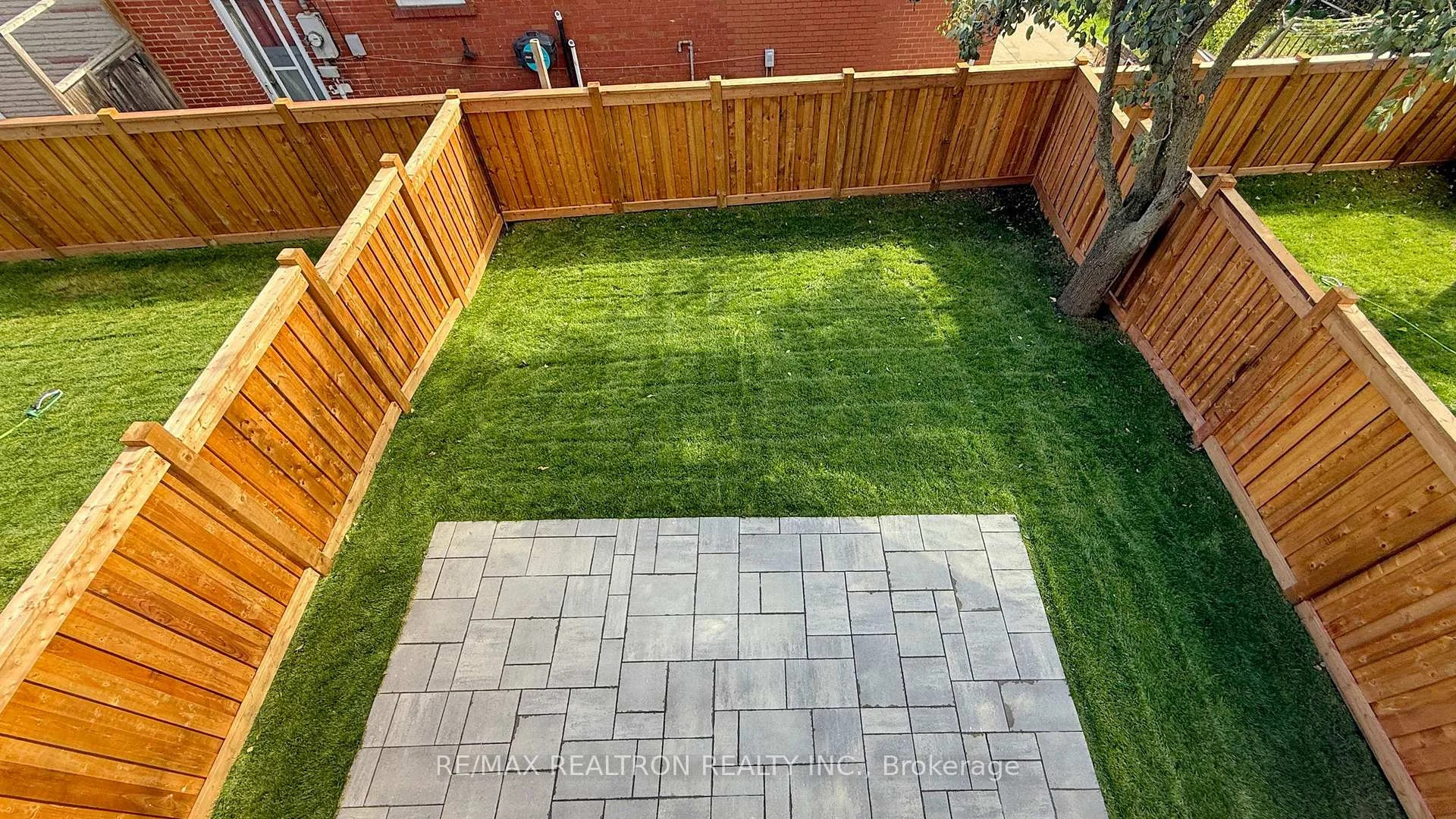 Photo 80 of 132 Dunbar Road, Mississauga, Cooksville — HOMEH