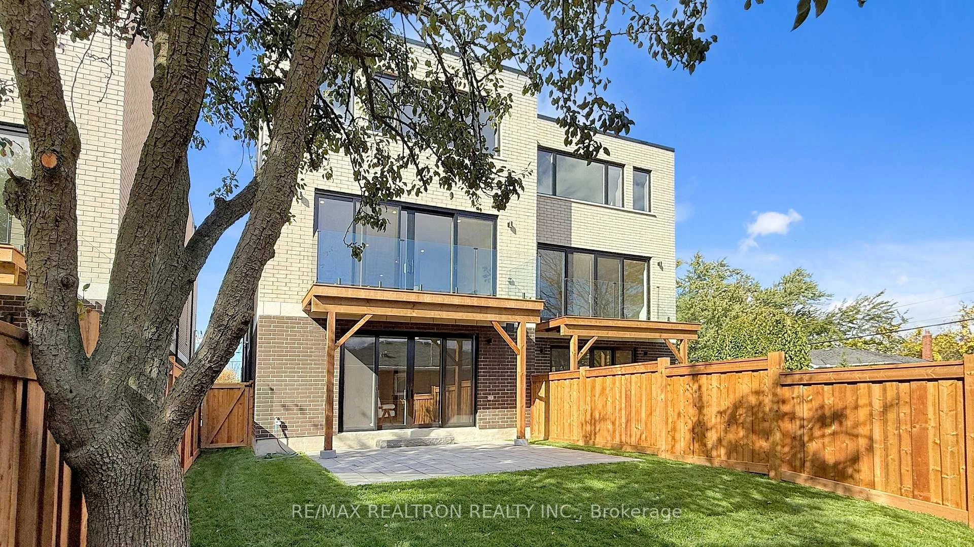 Photo 83 of 132 Dunbar Road, Mississauga, Cooksville — HOMEH