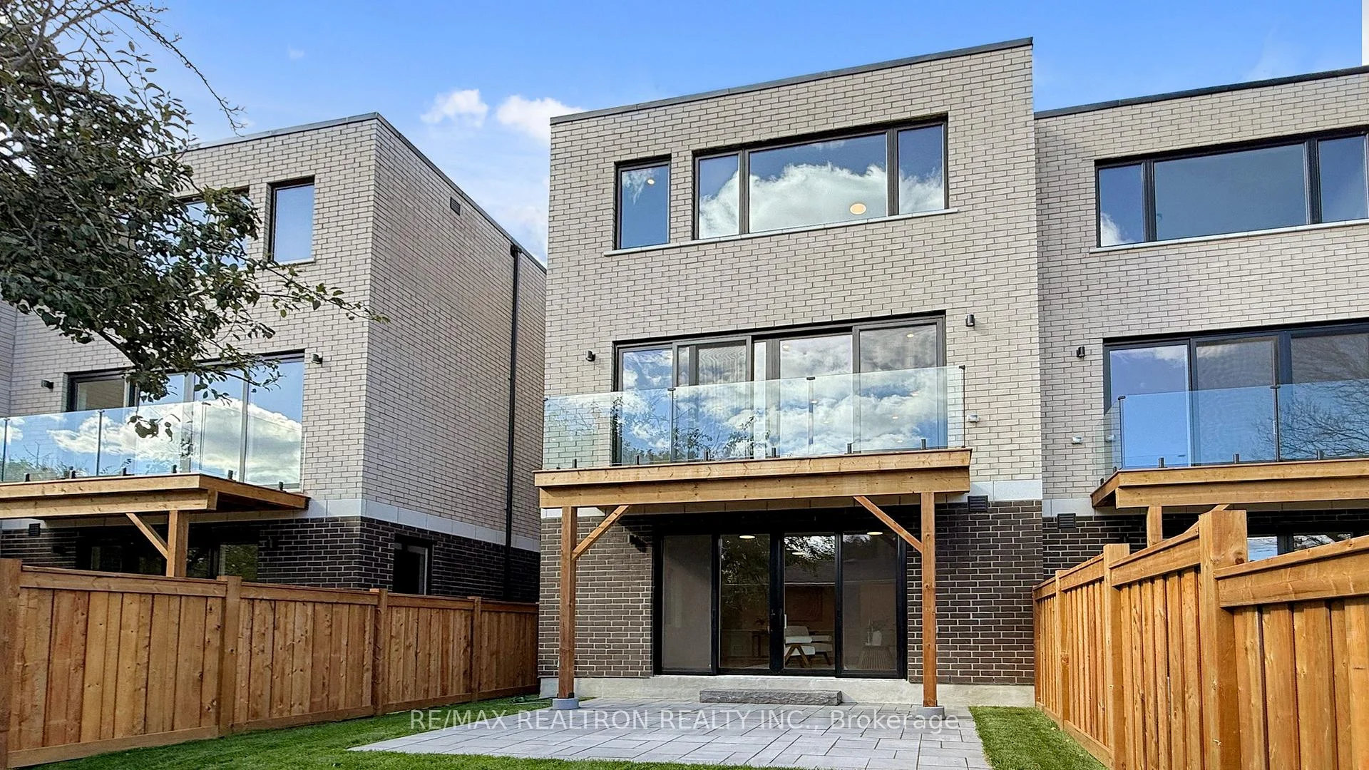 Photo 85 of 132 Dunbar Road, Mississauga, Cooksville — HOMEH