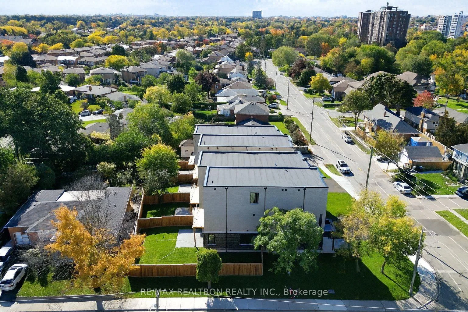Photo 97 of 132 Dunbar Road, Mississauga, Cooksville — HOMEH