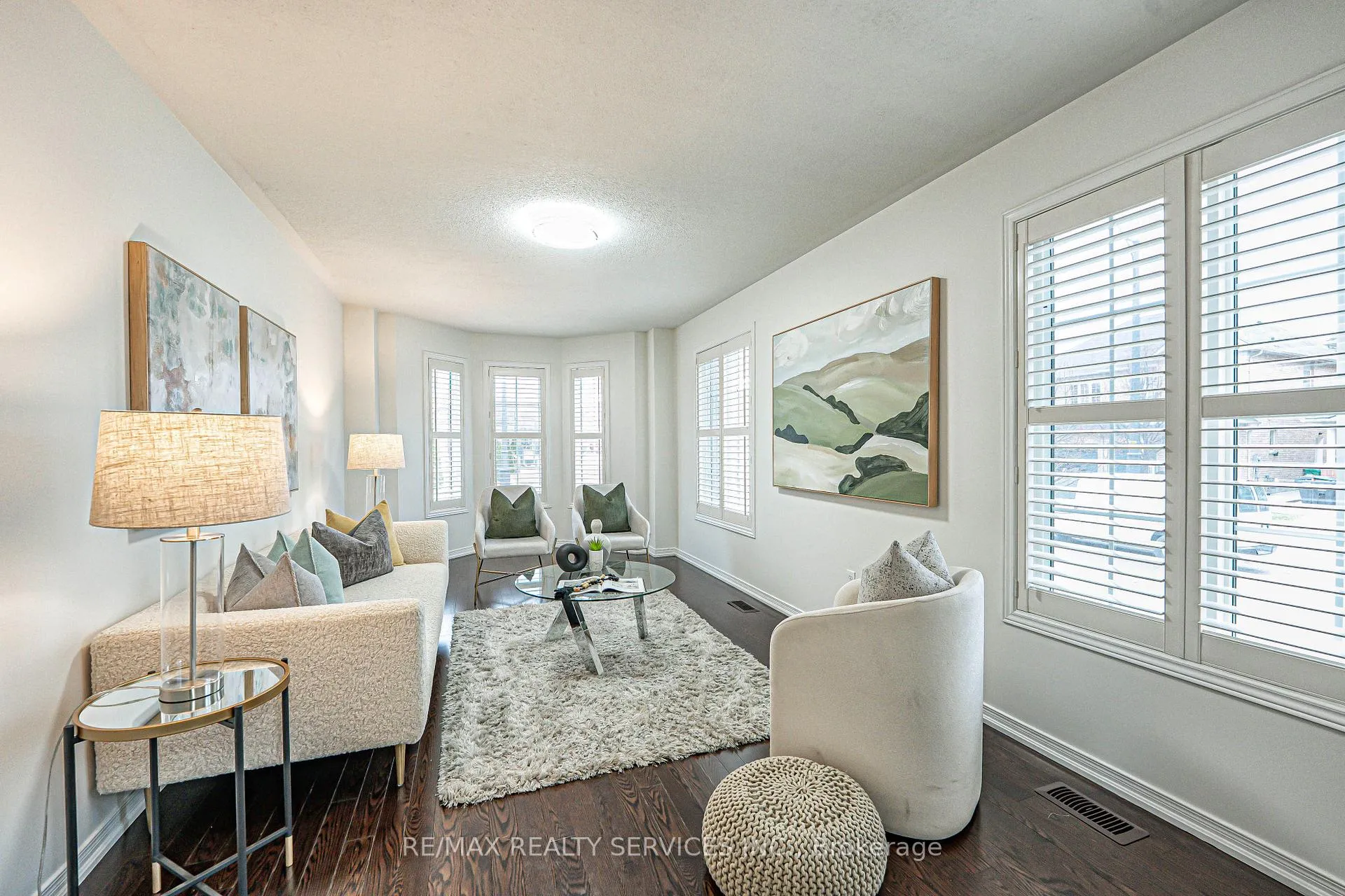 Photo 7 of 9 Delport Close, Brampton, Bram East — HOMEH