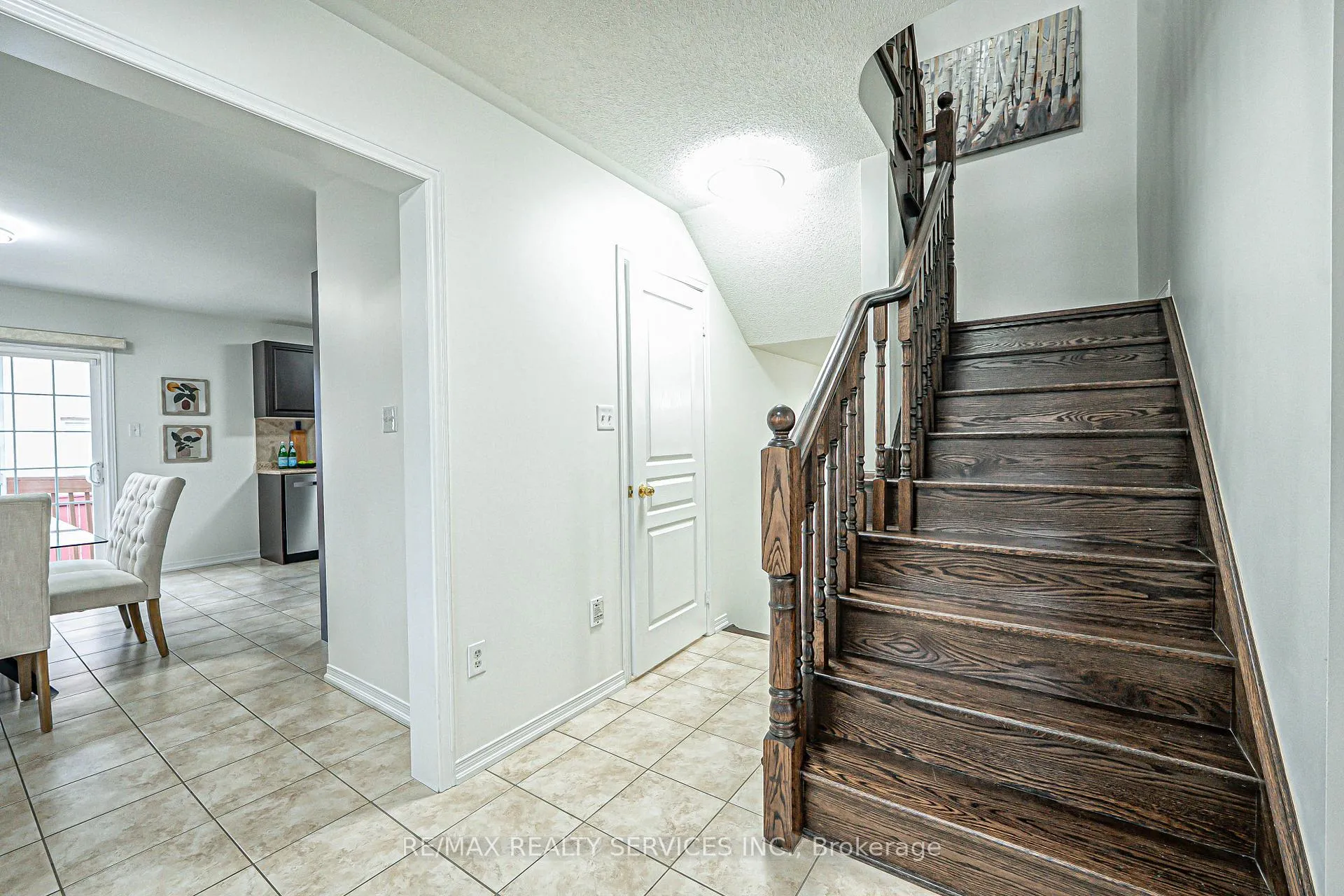 Photo 20 of 9 Delport Close, Brampton, Bram East — HOMEH