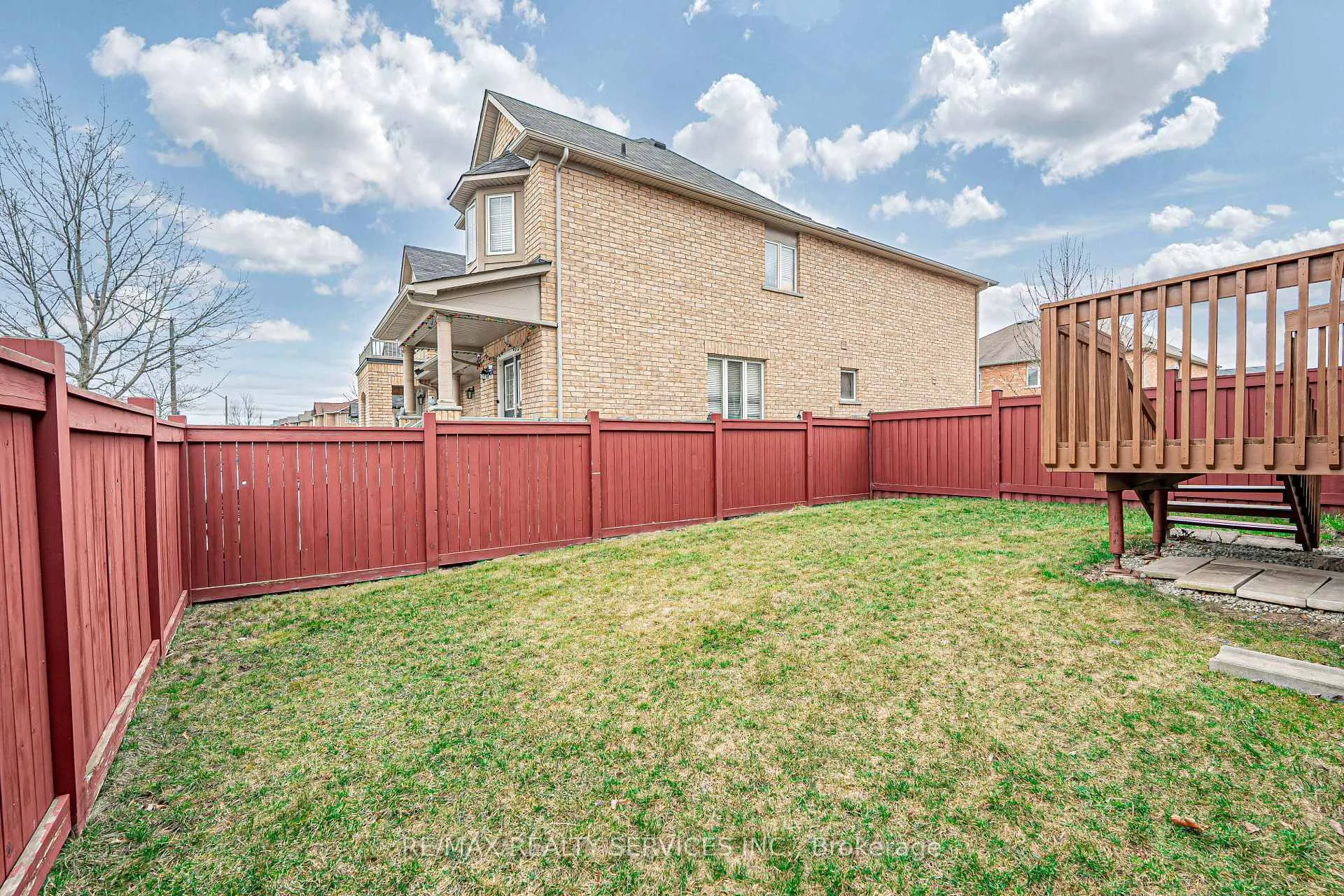 Photo 40 of 9 Delport Close, Brampton, Bram East — HOMEH