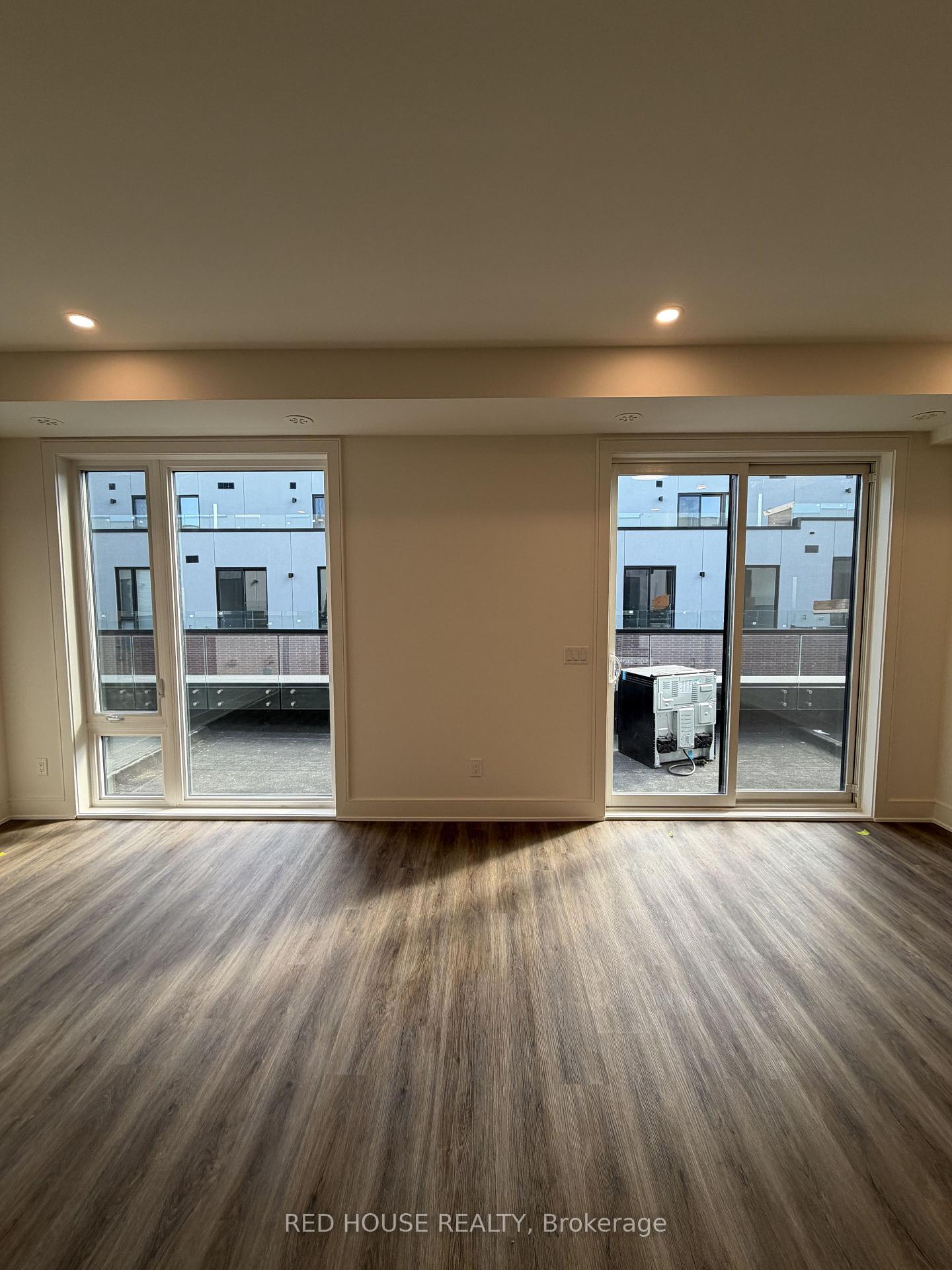 Photo 7 of 216 Ellis Avenue, St. Catharines, Oakdale — HOMEH
