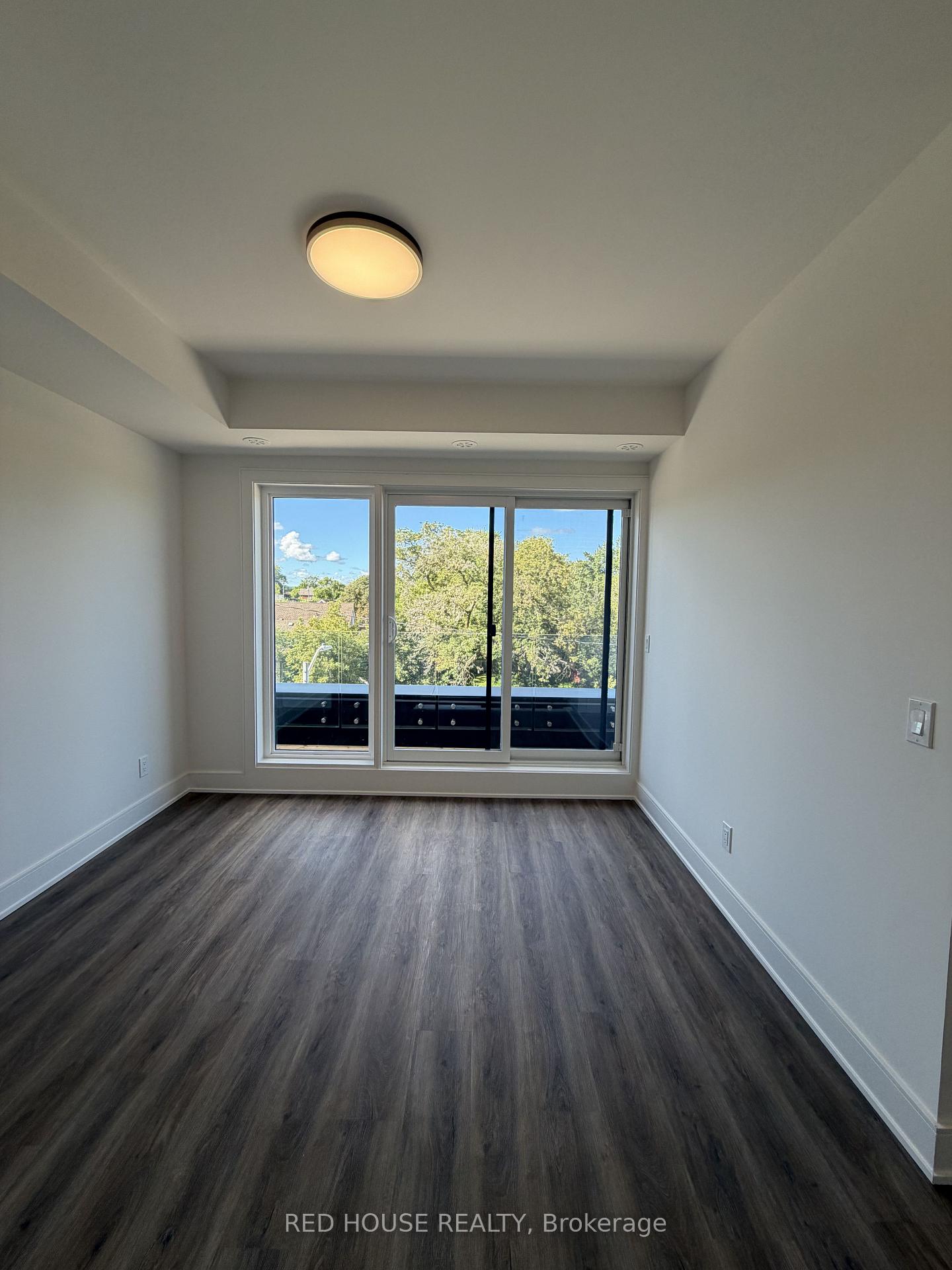 Photo 26 of 216 Ellis Avenue, St. Catharines, Oakdale — HOMEH