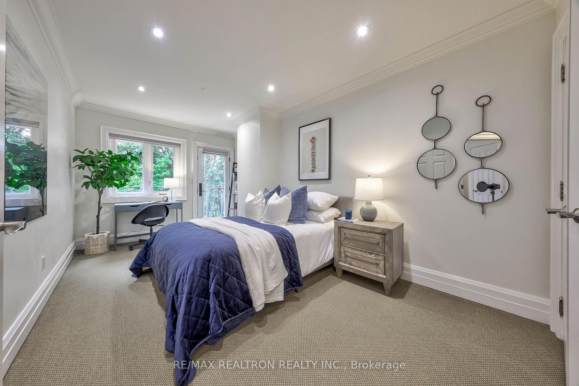 Photo 17 of 43 Joicey Boulevard, Toronto, Bedford Park-Nortown — HOMEH