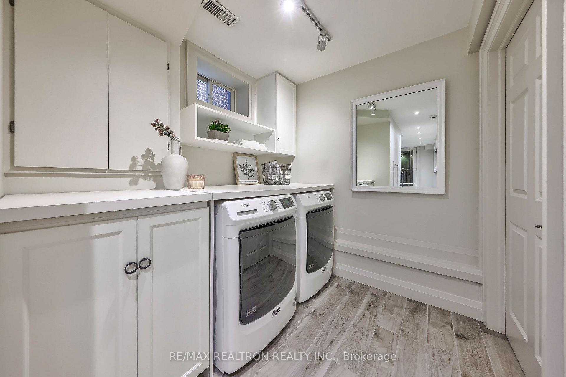Photo 26 of 43 Joicey Boulevard, Toronto, Bedford Park-Nortown — HOMEH