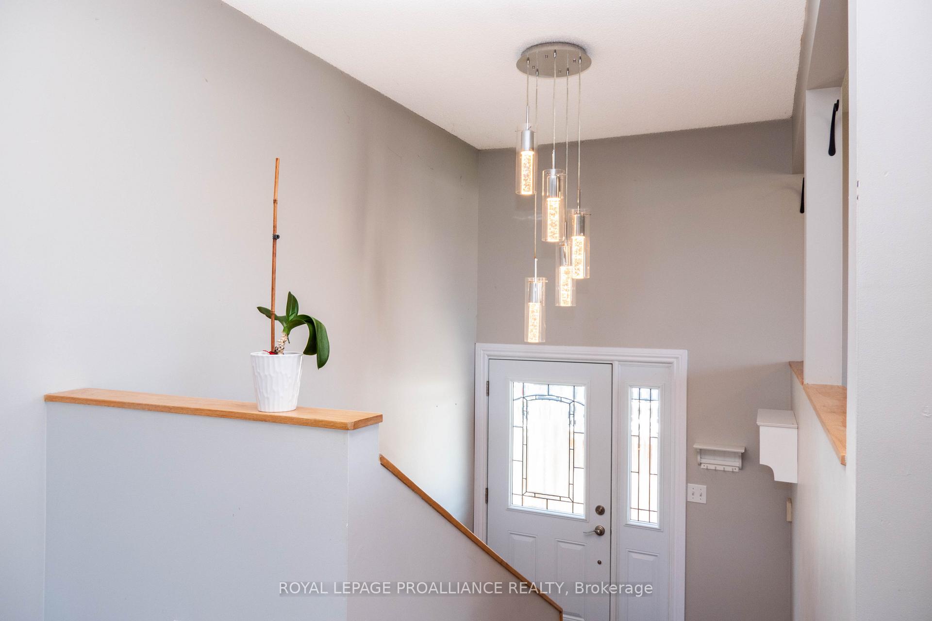 Photo 5 of 11 Carrying Place Road, Quinte West, Trenton Ward — HOMEH
