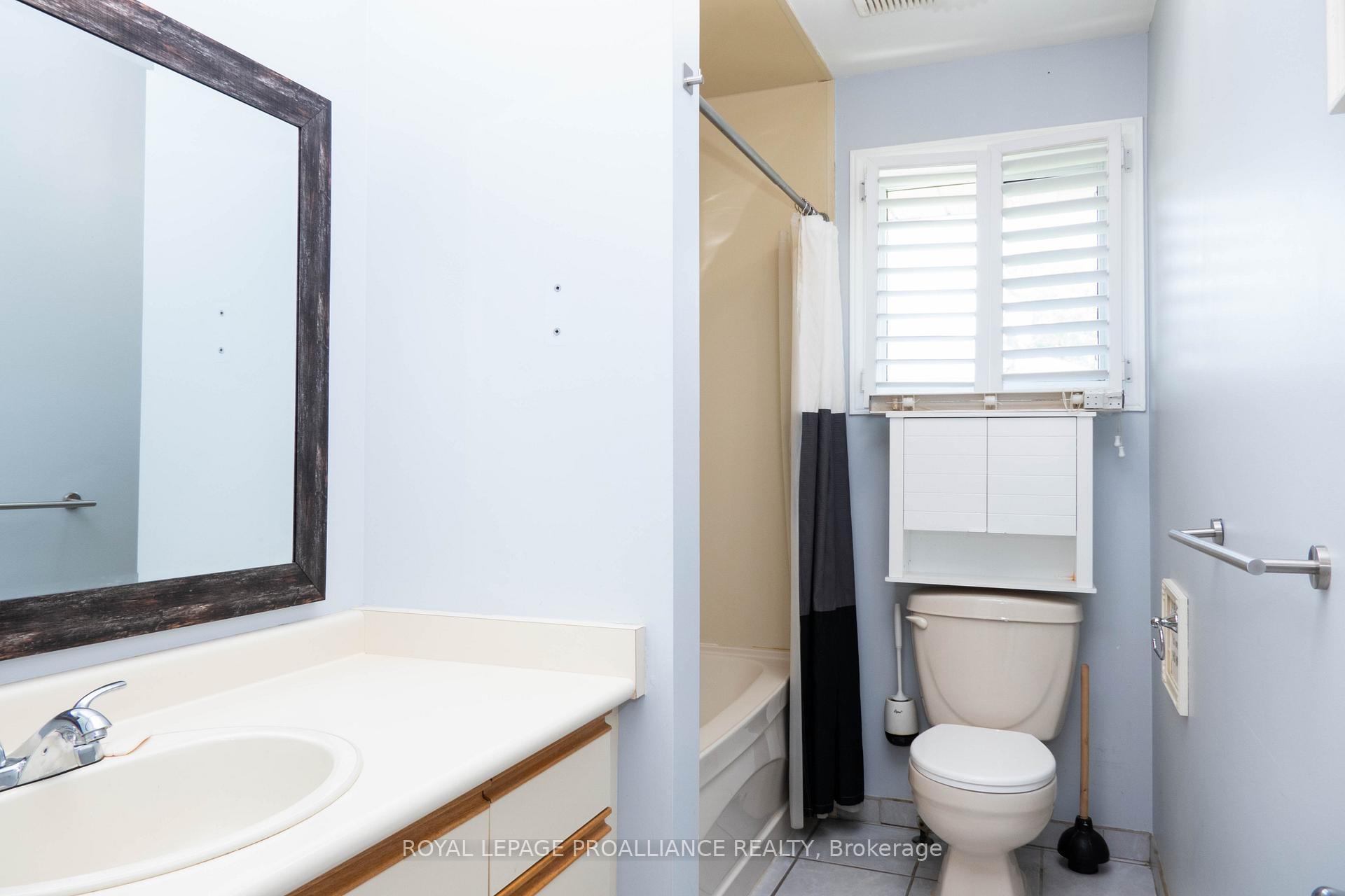 Photo 31 of 11 Carrying Place Road, Quinte West, Trenton Ward — HOMEH