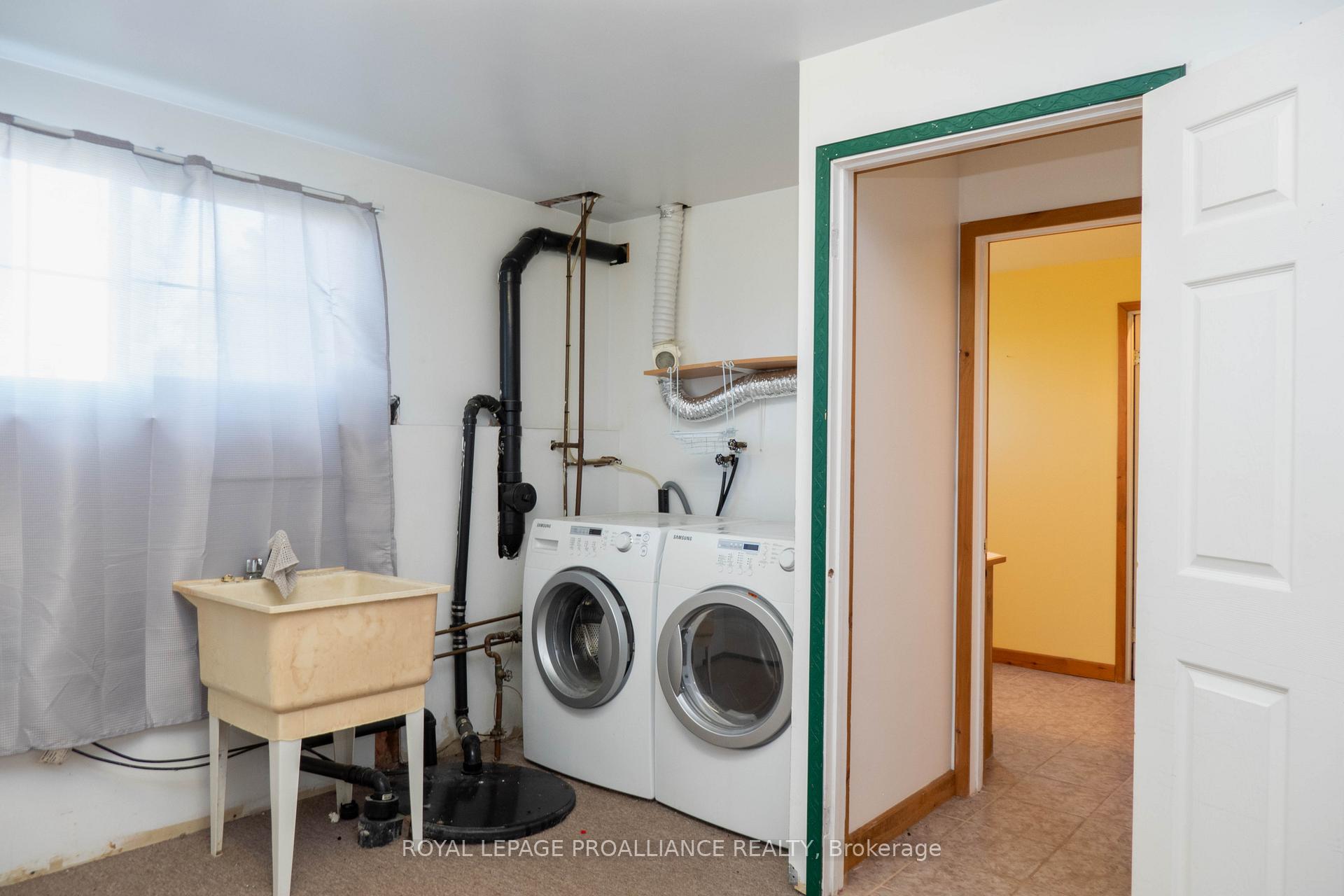 Photo 43 of 11 Carrying Place Road, Quinte West, Trenton Ward — HOMEH