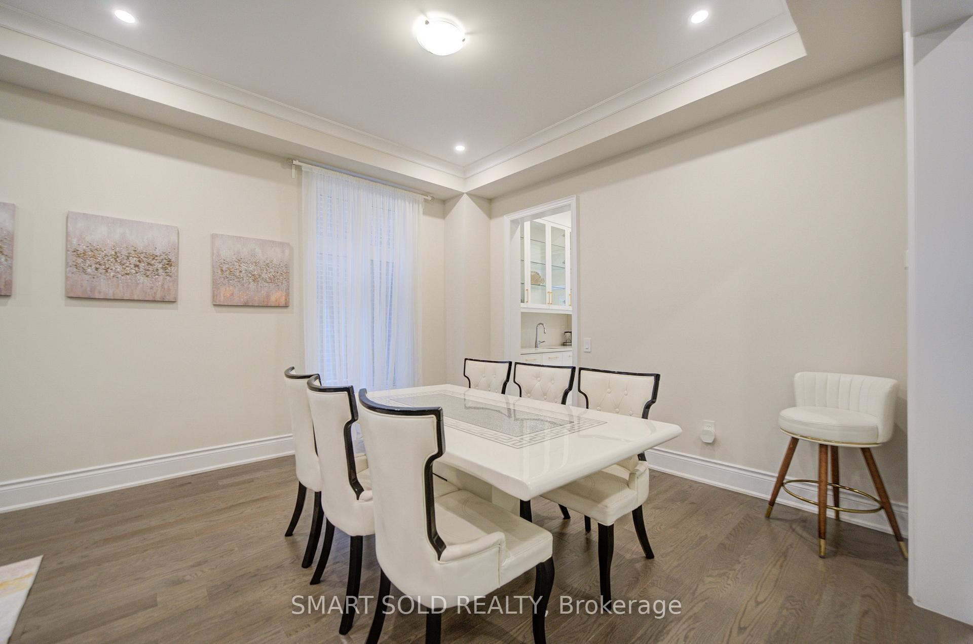 Photo 13 of 2 Menotti Drive, Richmond Hill, Oak Ridges — HOMEH