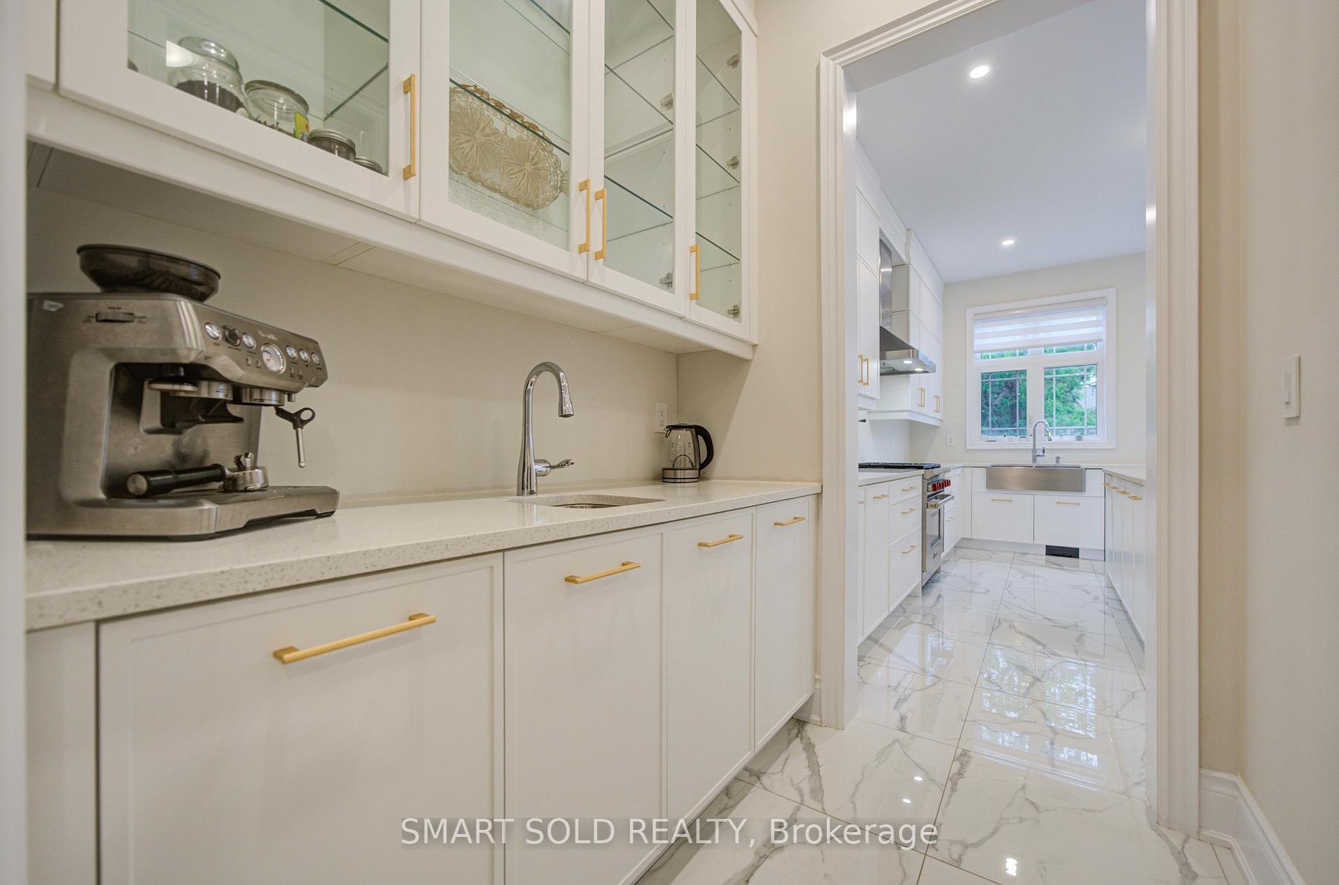 Photo 15 of 2 Menotti Drive, Richmond Hill, Oak Ridges — HOMEH