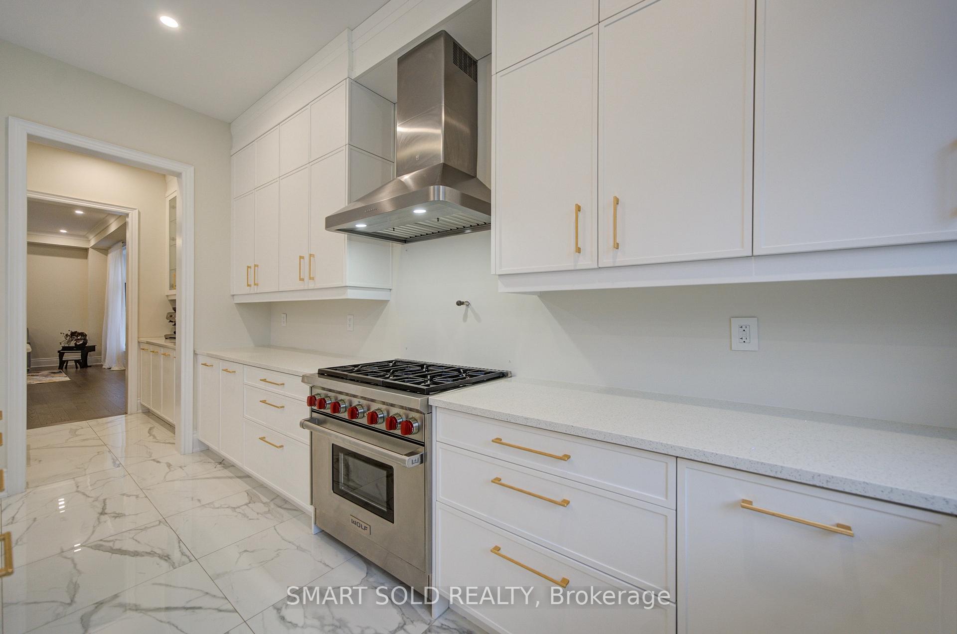Photo 19 of 2 Menotti Drive, Richmond Hill, Oak Ridges — HOMEH