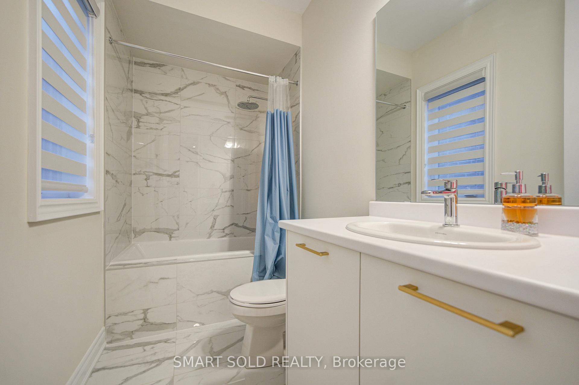 Photo 30 of 2 Menotti Drive, Richmond Hill, Oak Ridges — HOMEH