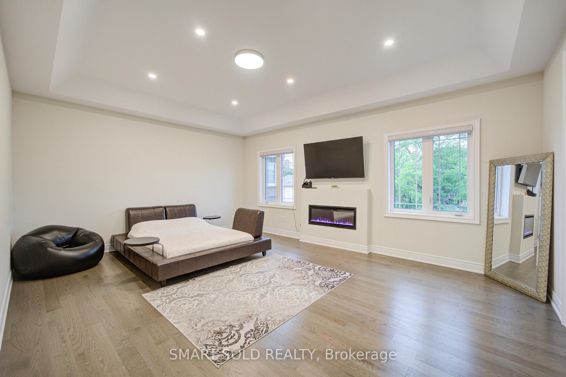 Photo 43 of 2 Menotti Drive, Richmond Hill, Oak Ridges — HOMEH