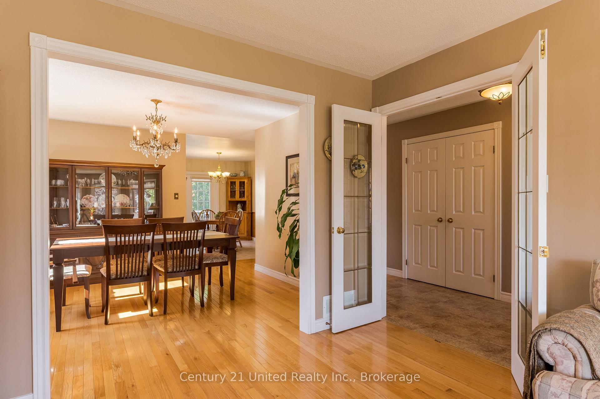 Photo 9 of 1441 Hetherington Drive, Peterborough, Northcrest Ward 5 — HOMEH