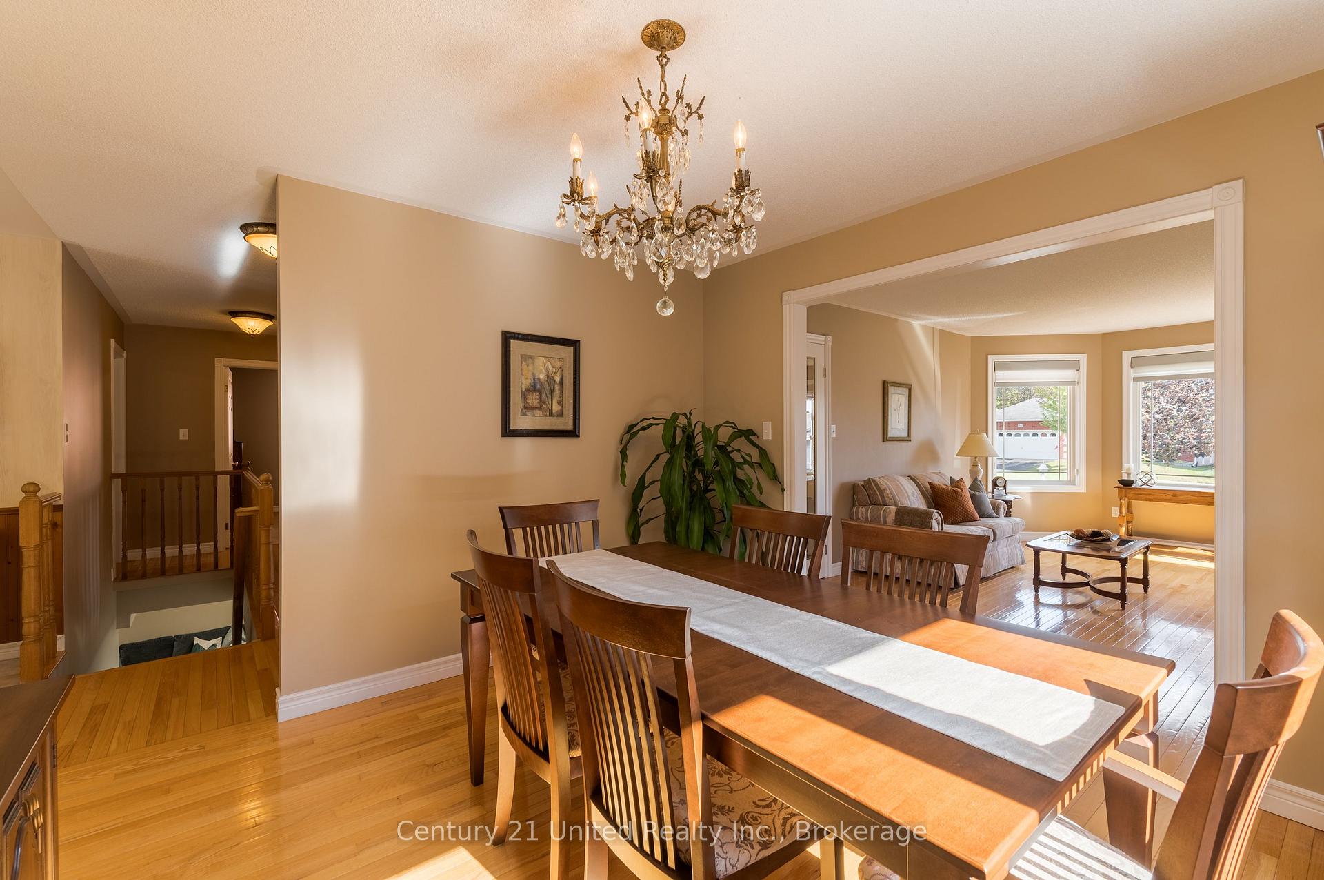 Photo 12 of 1441 Hetherington Drive, Peterborough, Northcrest Ward 5 — HOMEH