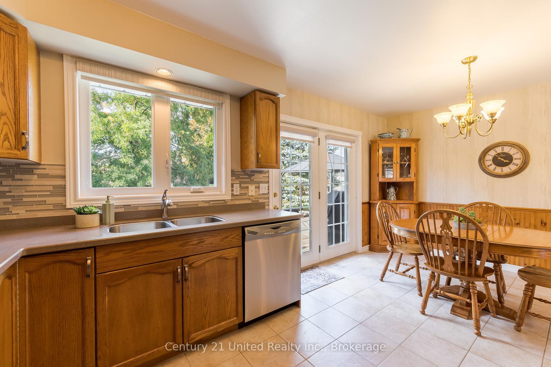 Photo 20 of 1441 Hetherington Drive, Peterborough, Northcrest Ward 5 — HOMEH
