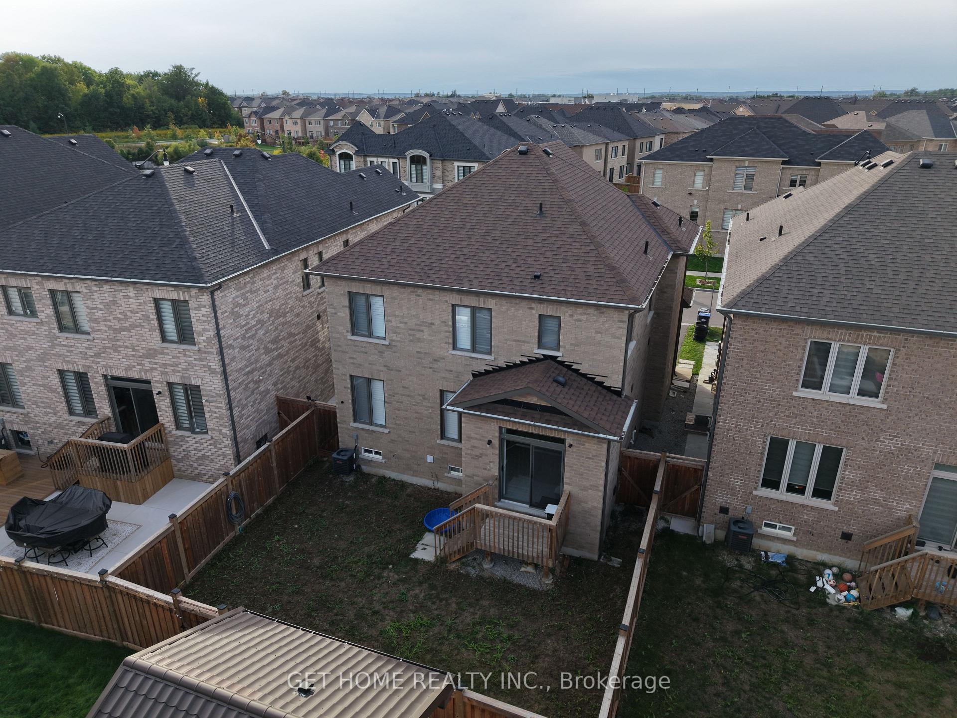Photo 49 of 24 Bachelor Street, Brampton, Northwest Brampton — HOMEH