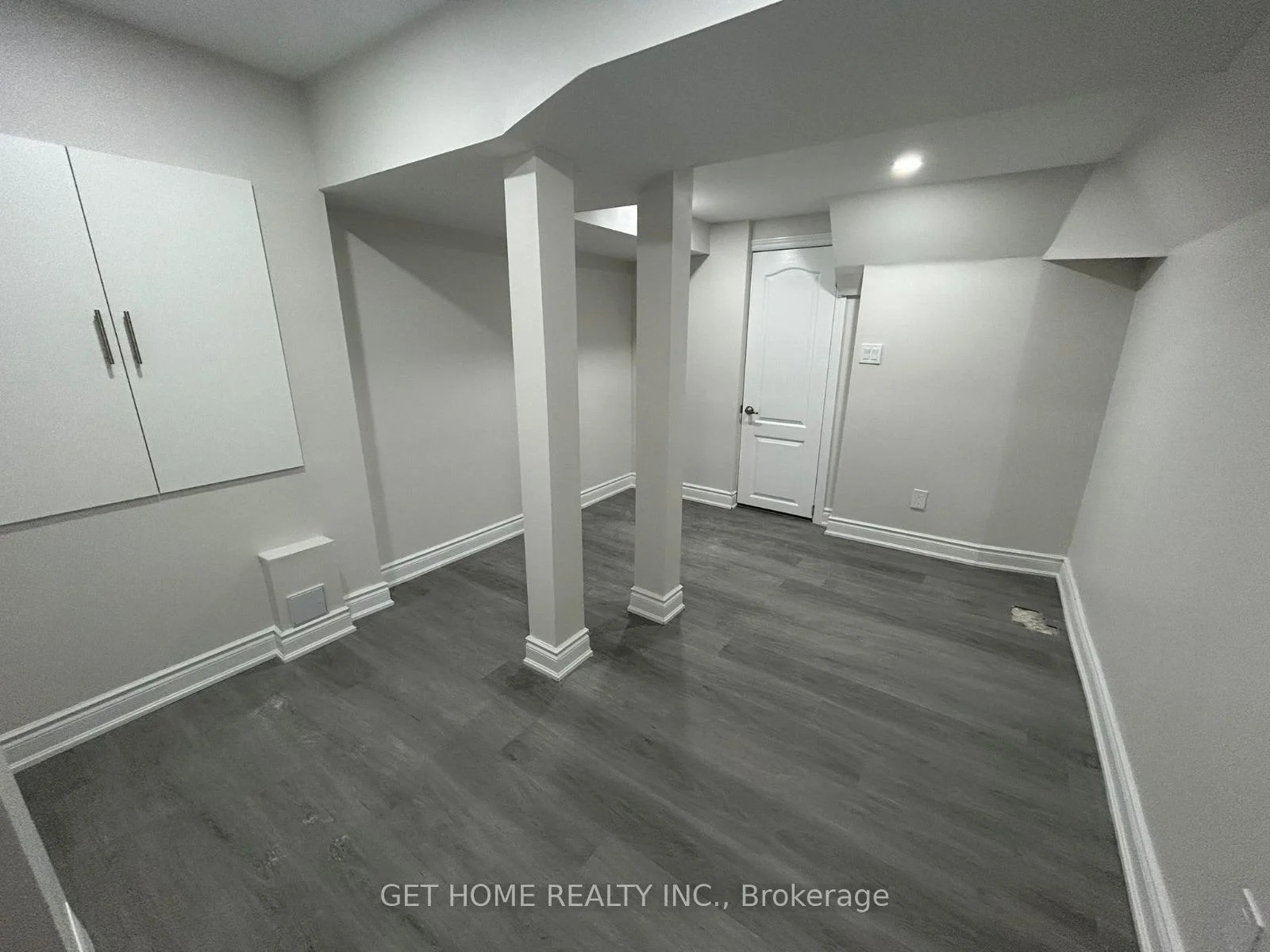 Photo 37 of 24 Bachelor Street, Brampton, Northwest Brampton — HOMEH