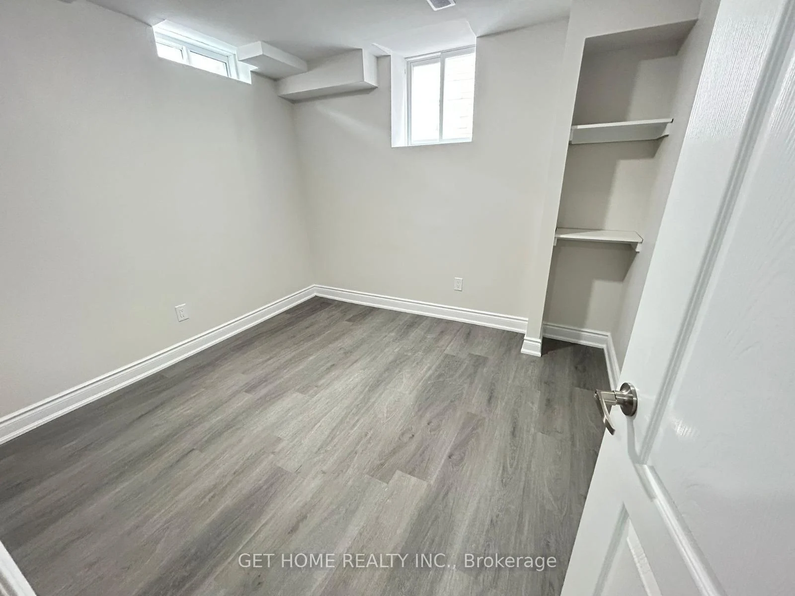 Photo 39 of 24 Bachelor Street, Brampton, Northwest Brampton — HOMEH