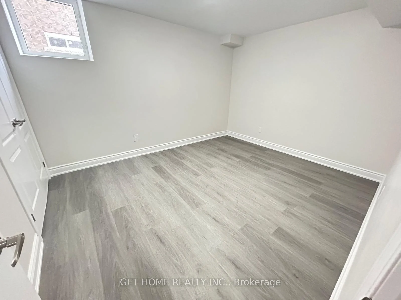 Photo 40 of 24 Bachelor Street, Brampton, Northwest Brampton — HOMEH