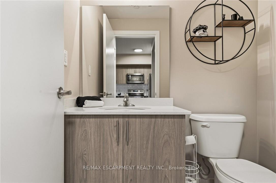 Photo 19 of Unit 413, 16 Markle Crescent, Hamilton, Ancaster — HOMEH